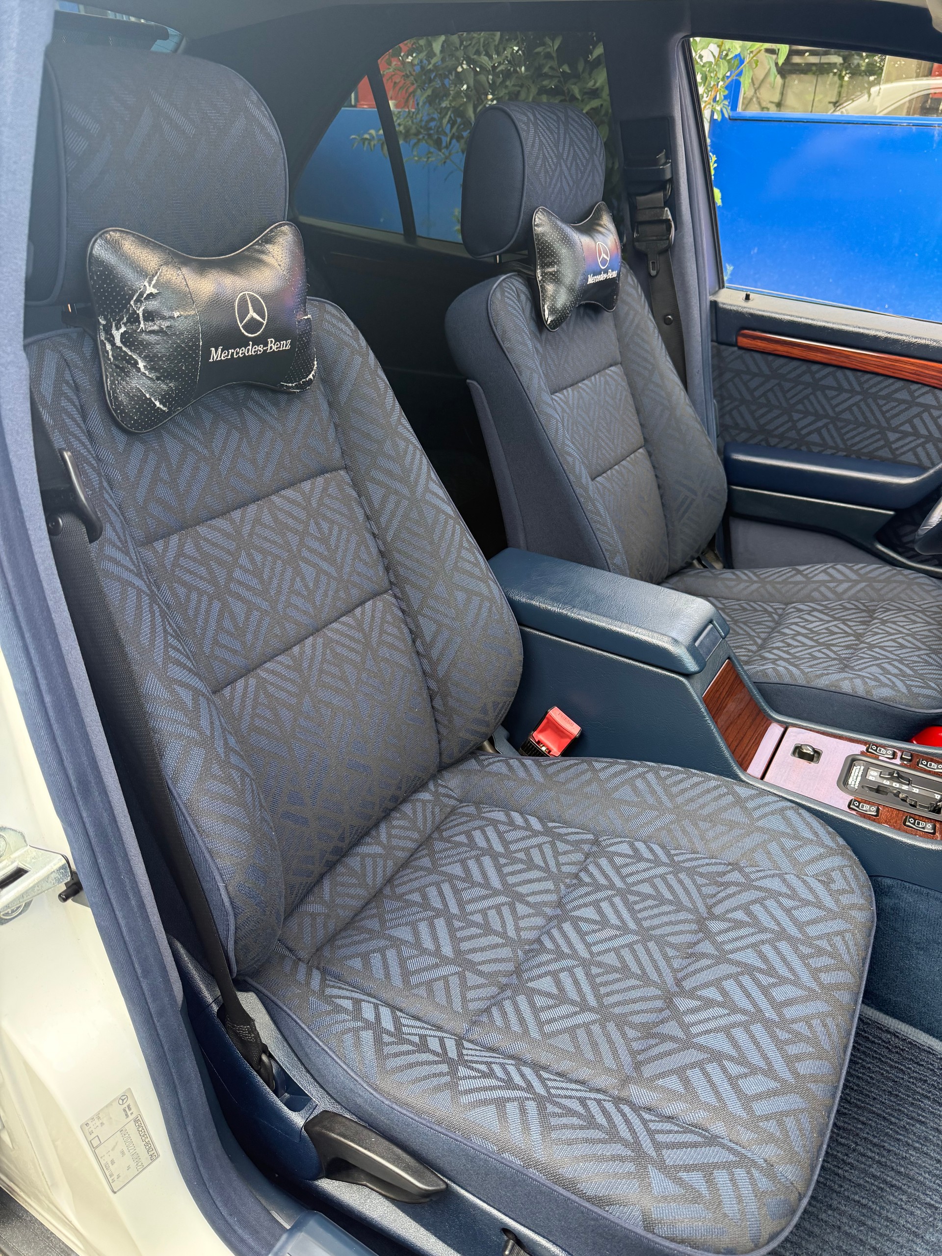 MERCEDES-BENZ C 220 Elégance-image-10