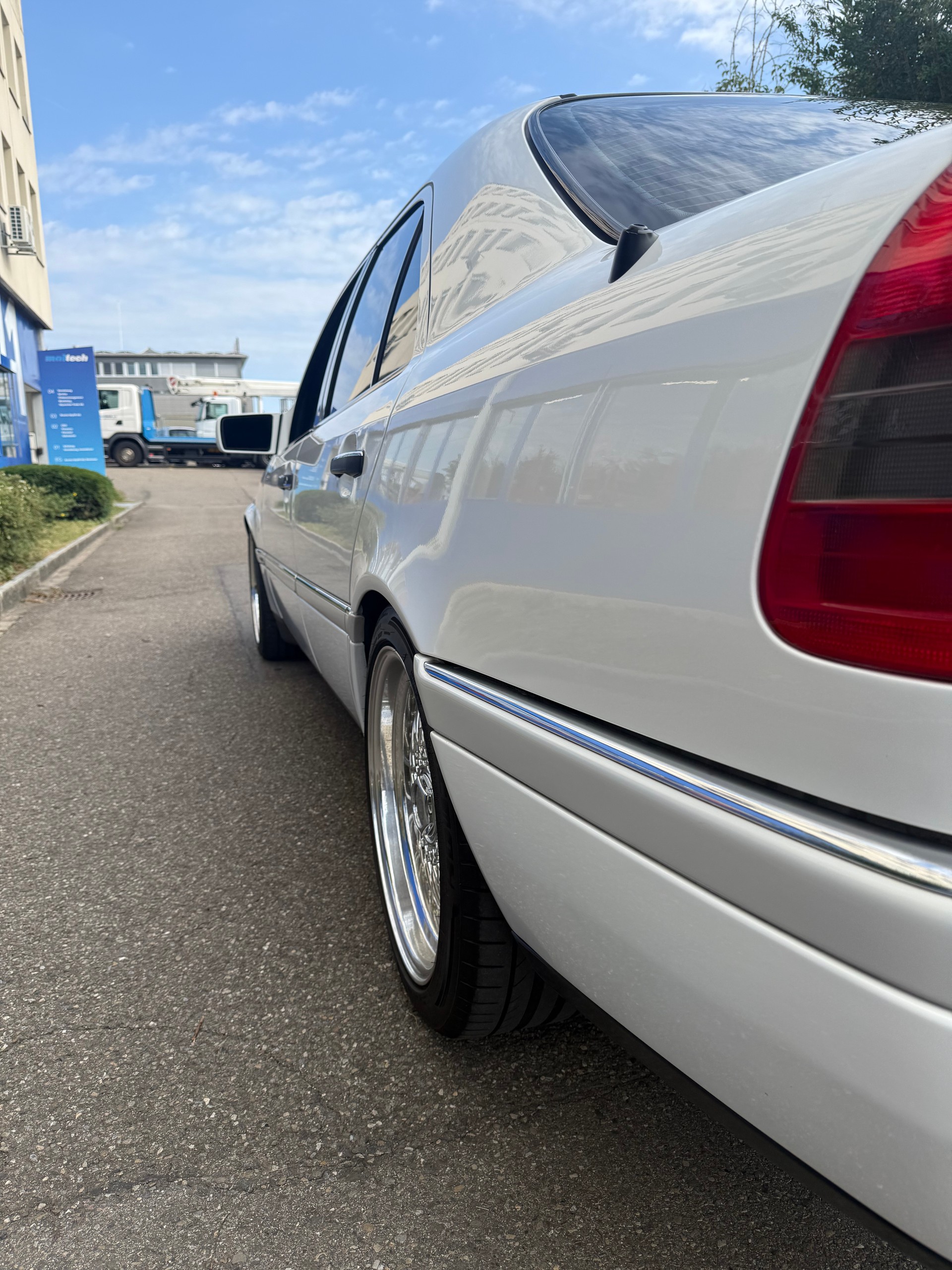 MERCEDES-BENZ C 220 Elégance-image-7