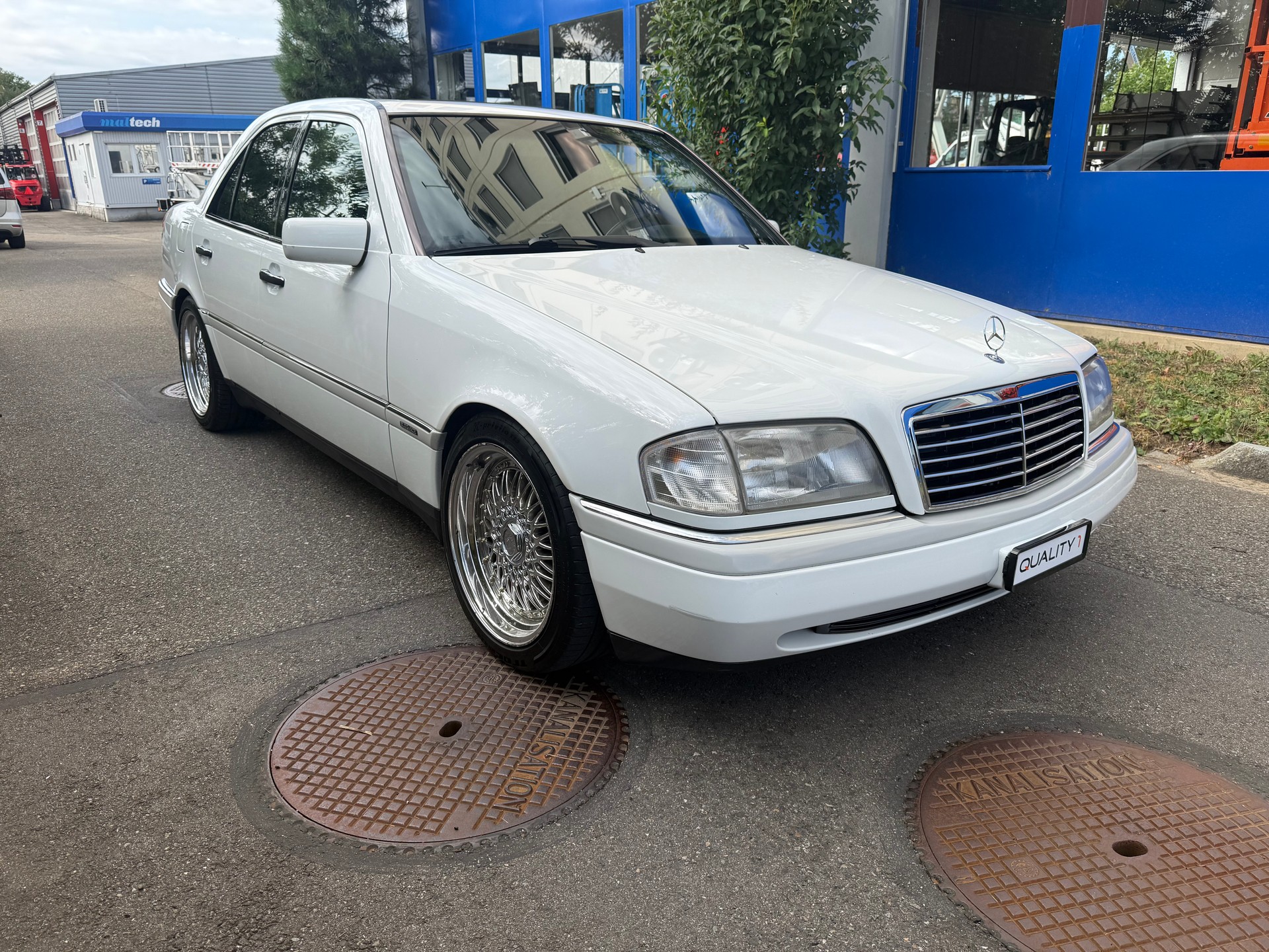 MERCEDES-BENZ C 220 Elégance-image-2