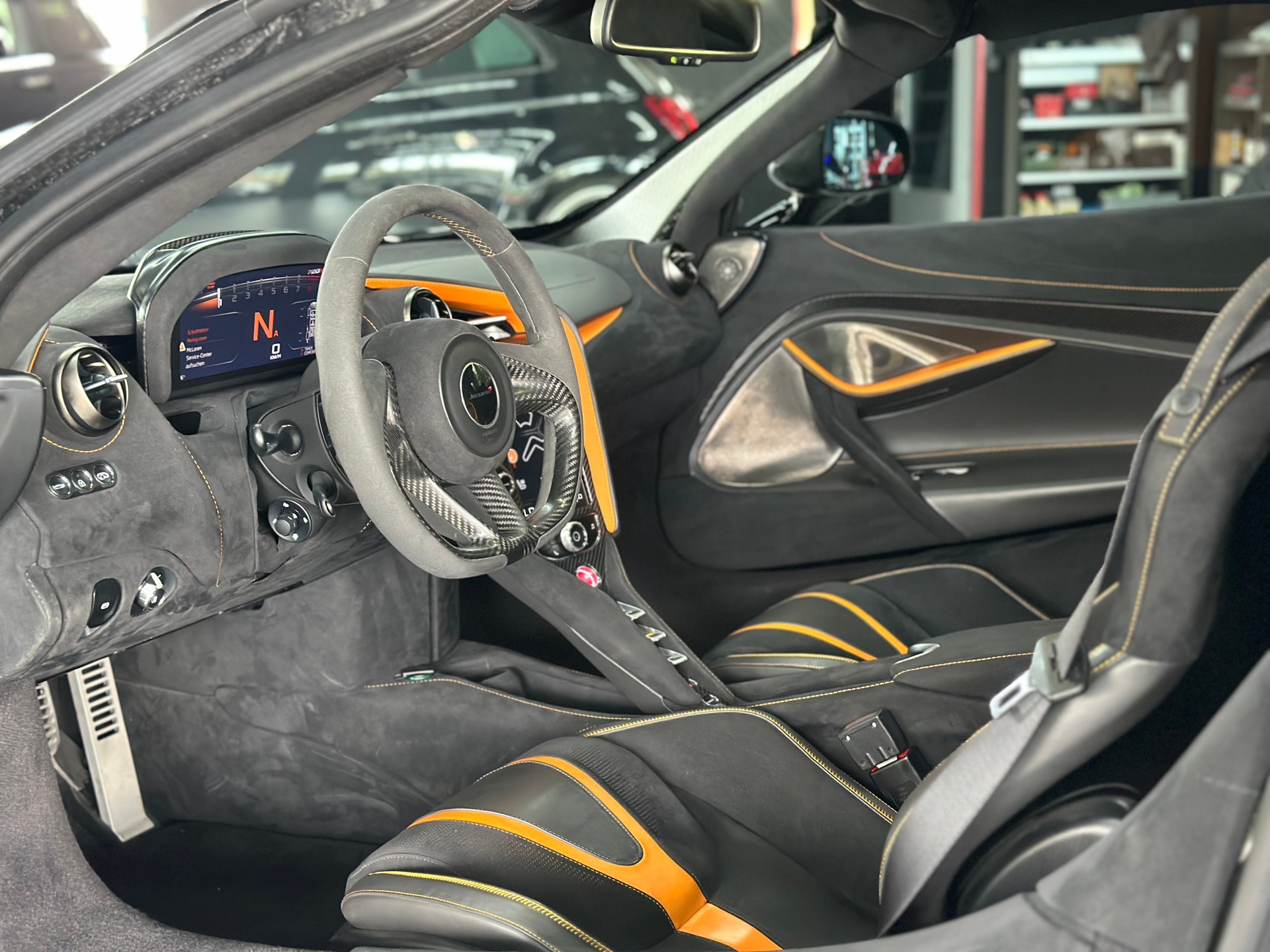 McLAREN 720S Coupé Performance 4.0 V8 SSG-image-5