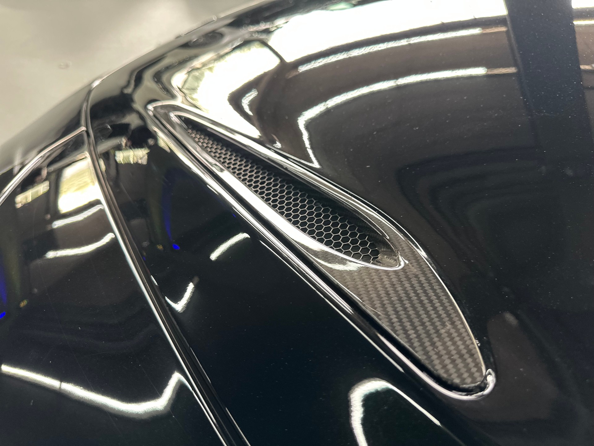 McLAREN 720S Coupé Performance 4.0 V8 SSG-image-13