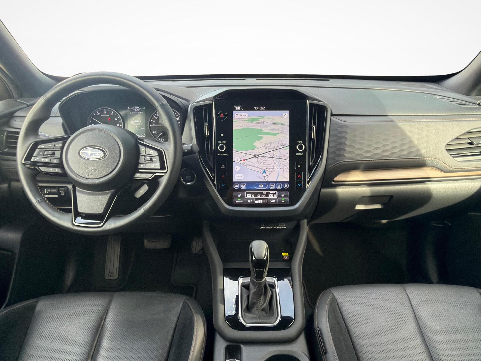 SUBARU Forester Station 2.0i e-Boxer Luxury-image-8