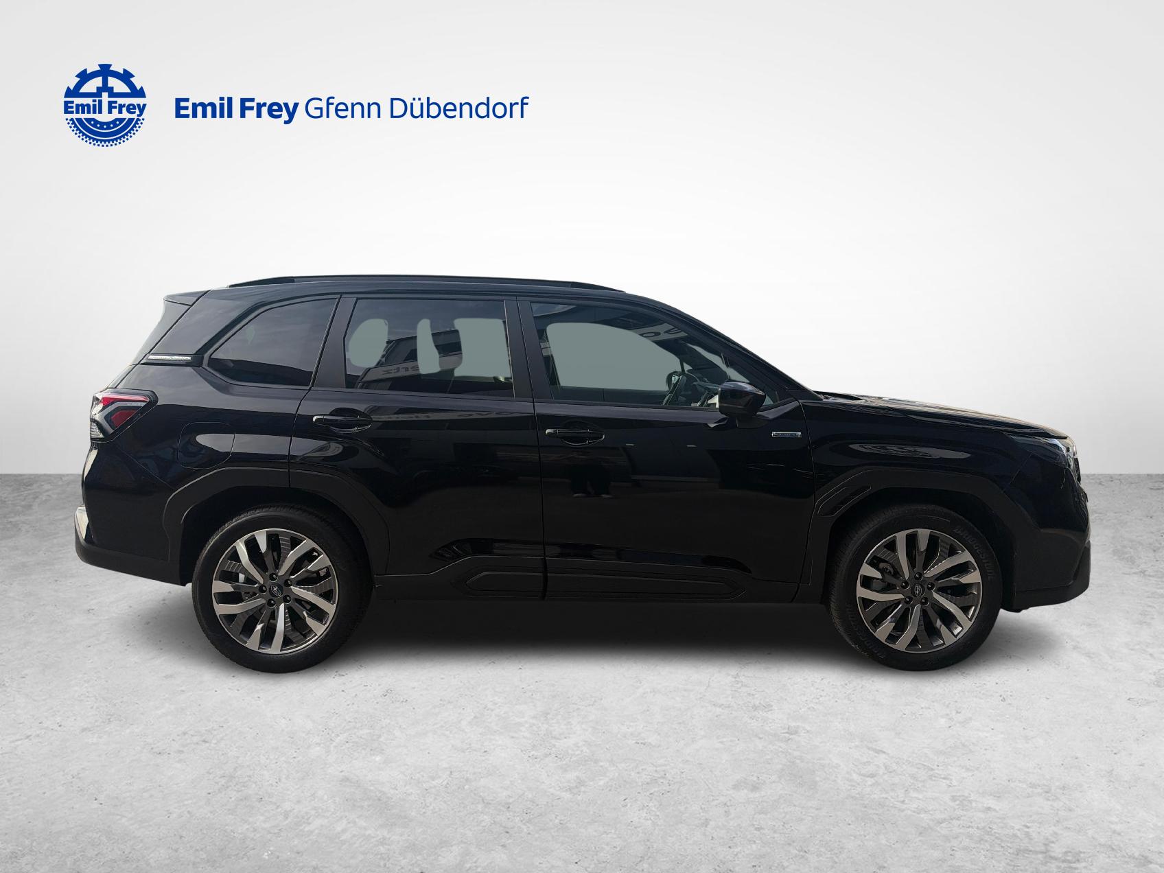 SUBARU Forester Station 2.0i e-Boxer Luxury-image-5