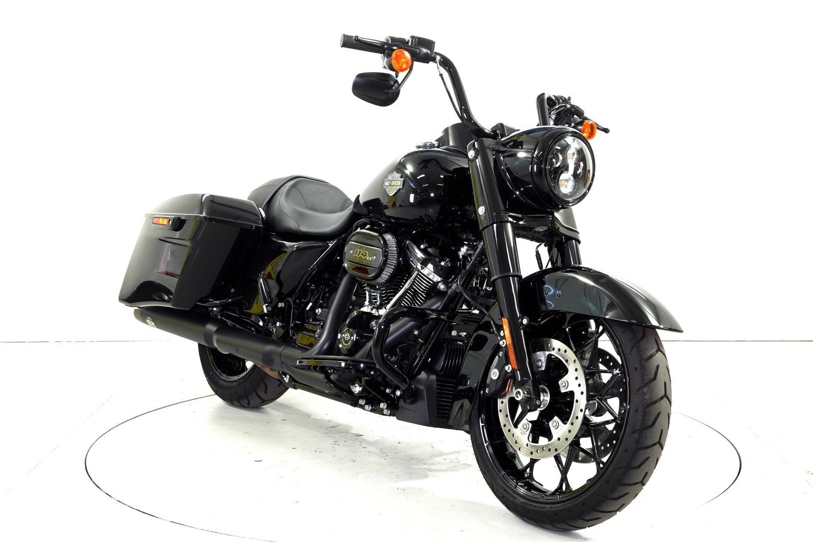 HARLEY-DAVIDSON FLHRXS ABS-showroom-element-1