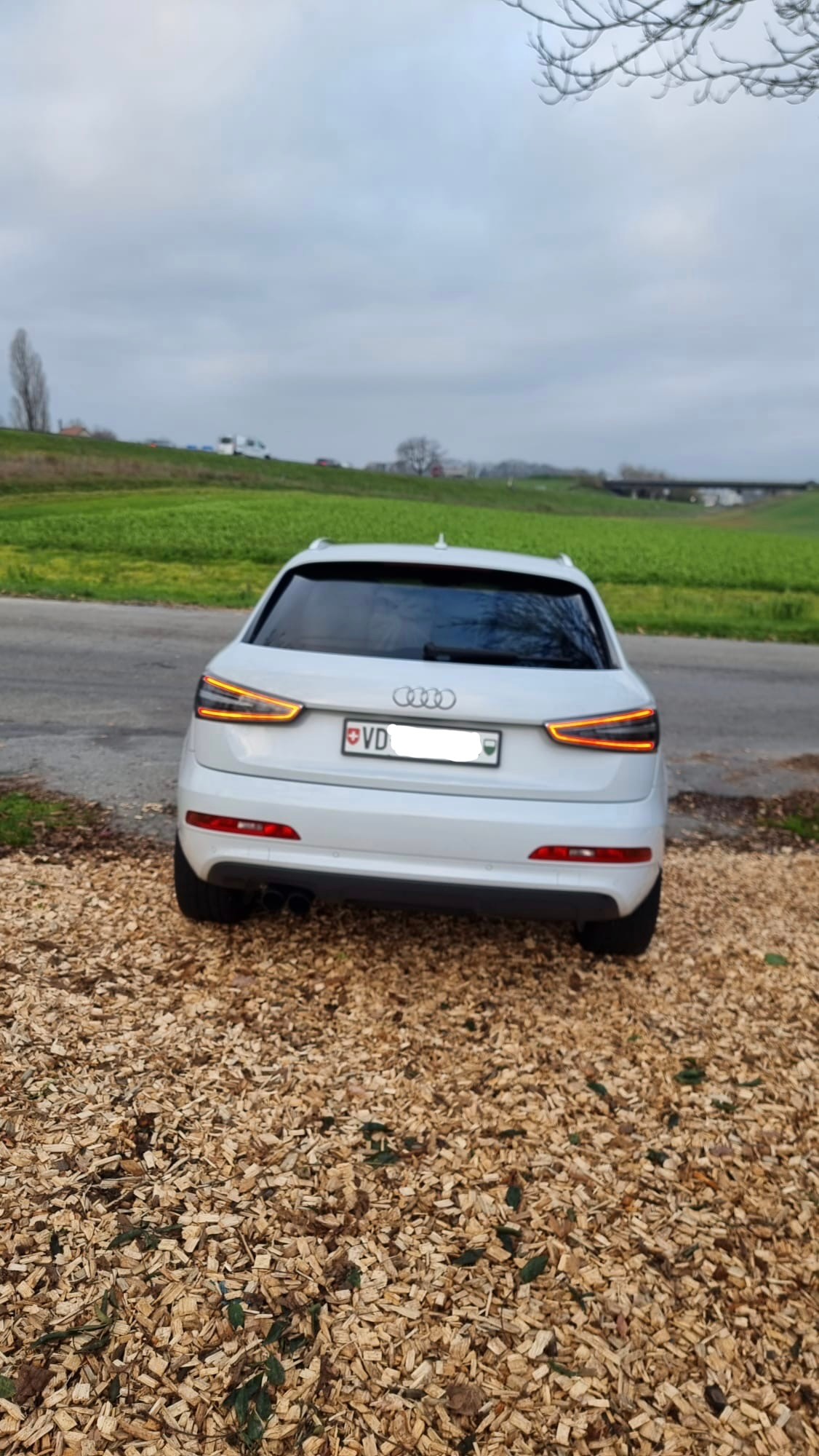AUDI Q3 2.0 TFSI quattro S-Tronic - ABT-image-2