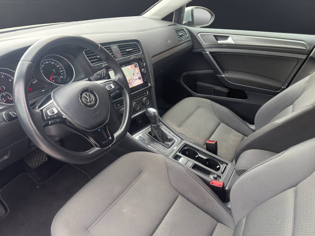 VW Golf VII 1.5 TSI 150 Comfortline DSG-image-8