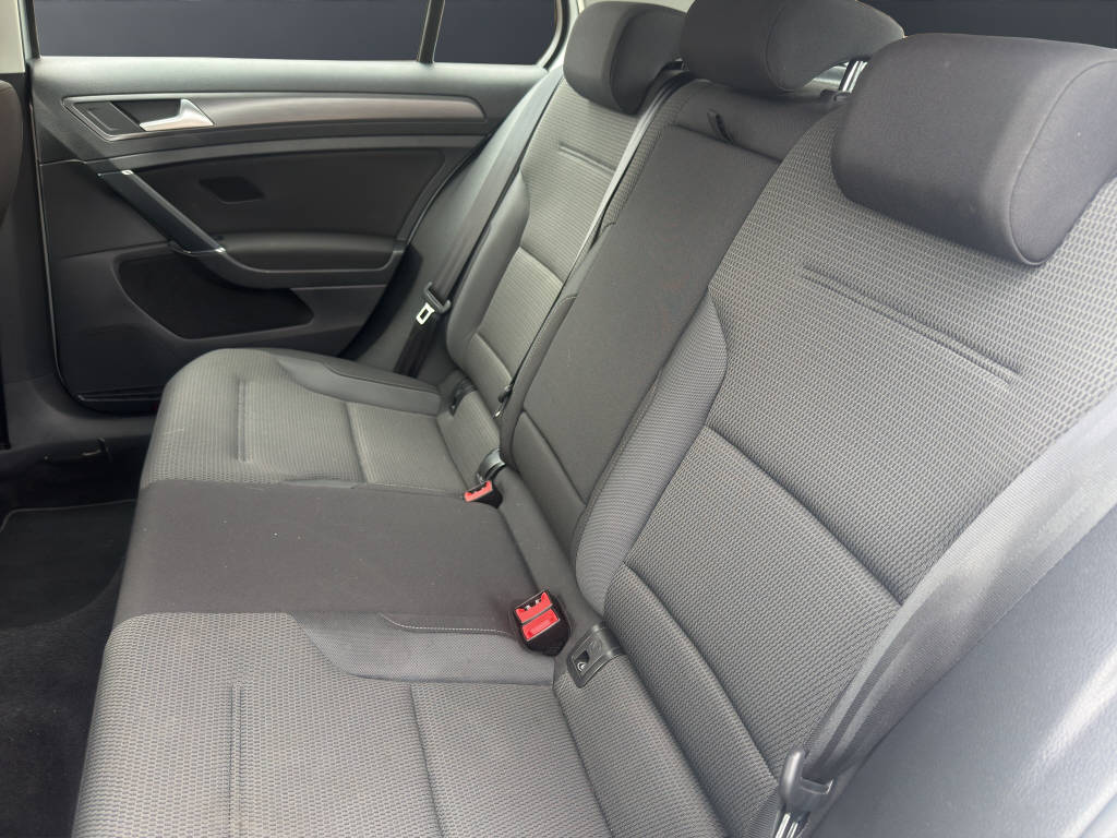 VW Golf VII 1.5 TSI 150 Comfortline DSG-image-9
