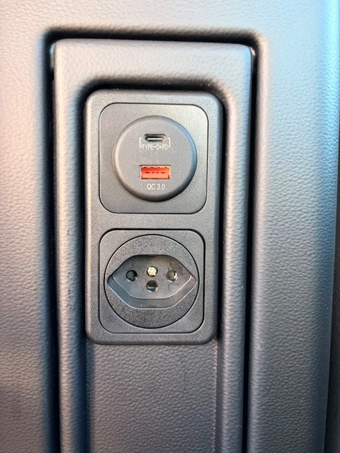 MERCEDES-BENZ Marco Polo 4 Matic Automat-image-15