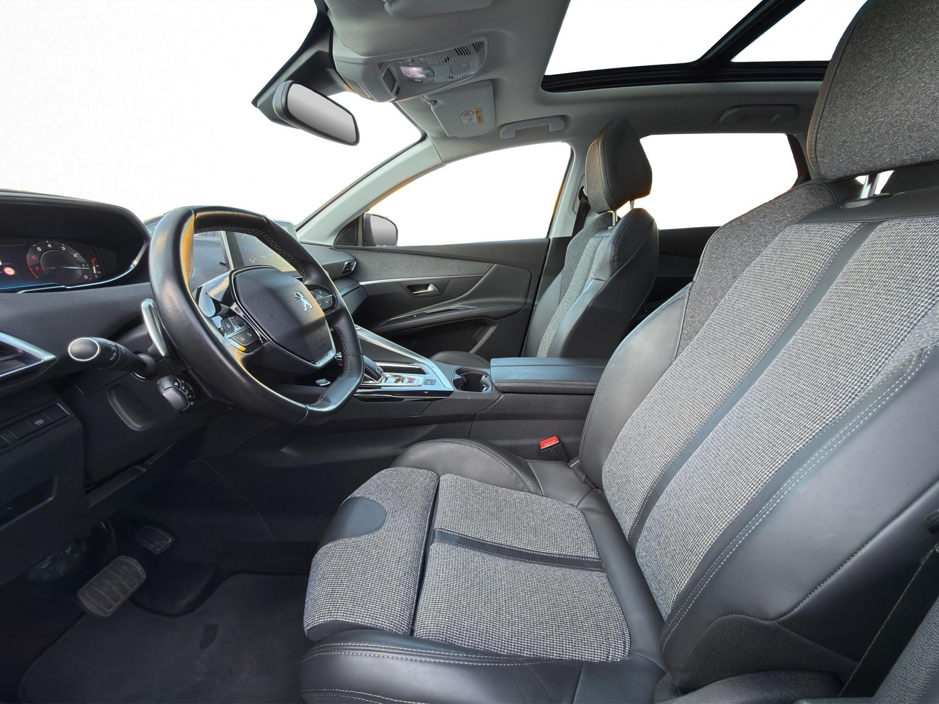 PEUGEOT 3008 1.6 THP Allure * PANORAMADACH * SITZHEIZUNG + ELEKTRISCHE SITZE * KAMERA VORNE UND HINTEN *-image-13