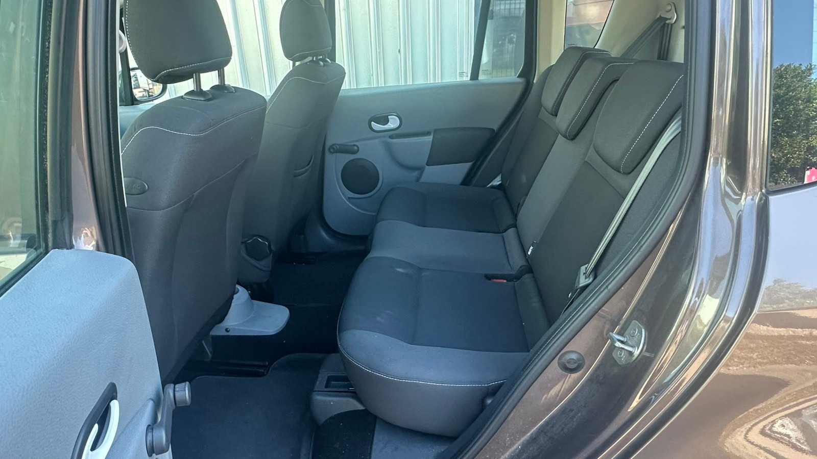 RENAULT Modus 1.2 16V T Yahoo-image-6