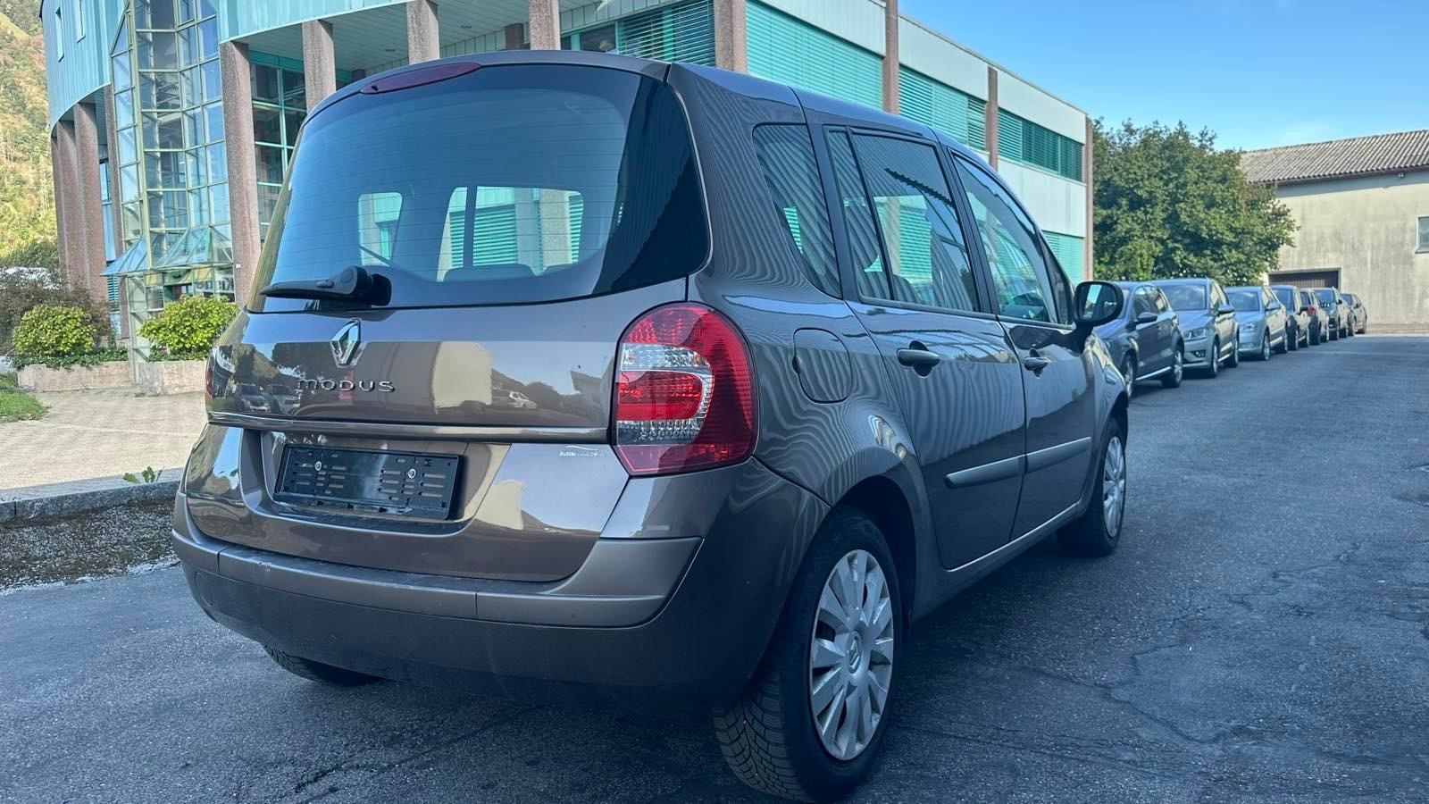 RENAULT Modus 1.2 16V T Yahoo-image-3