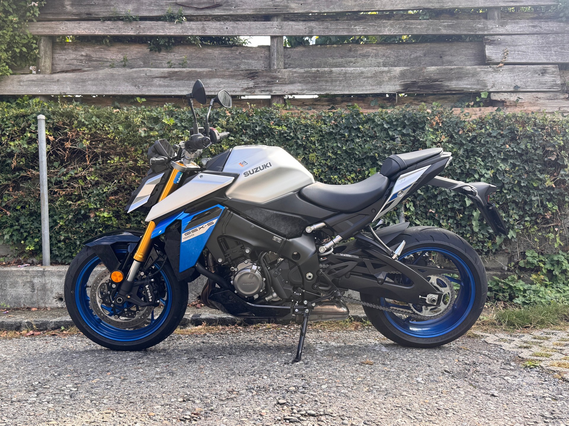 SUZUKI GSX-S 1000