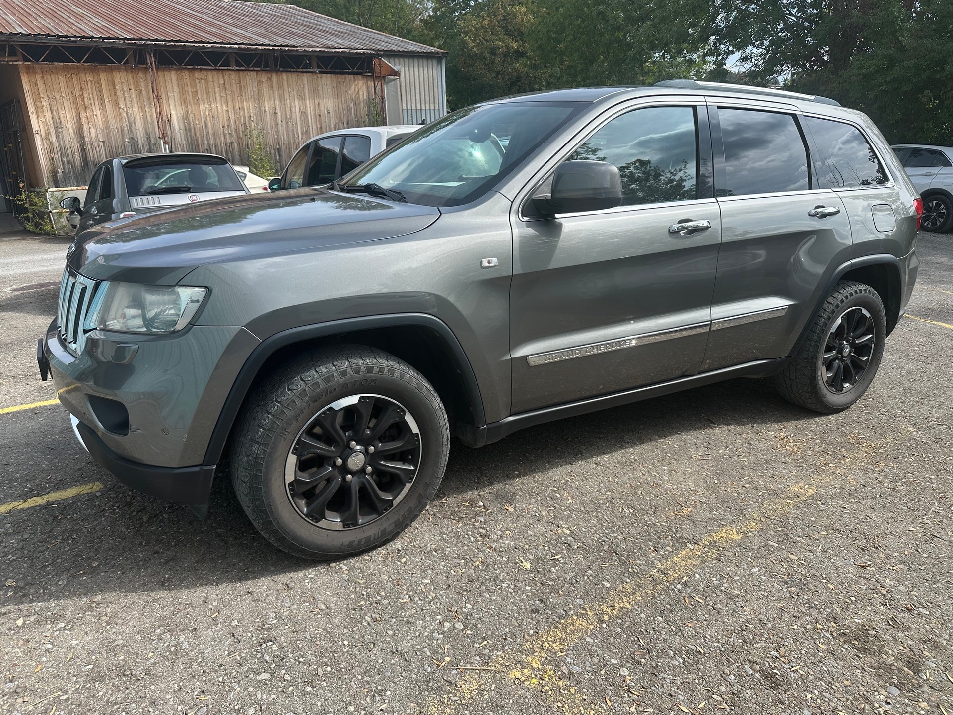 JEEP Grand Cherokee 3.0 CRD Limited Automatic-image-1