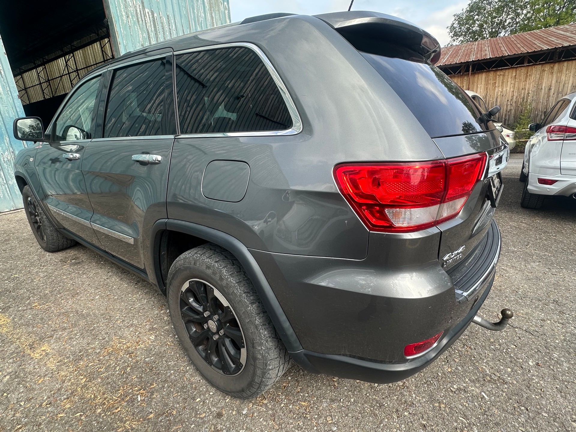 JEEP Grand Cherokee 3.0 CRD Limited Automatic-image-6