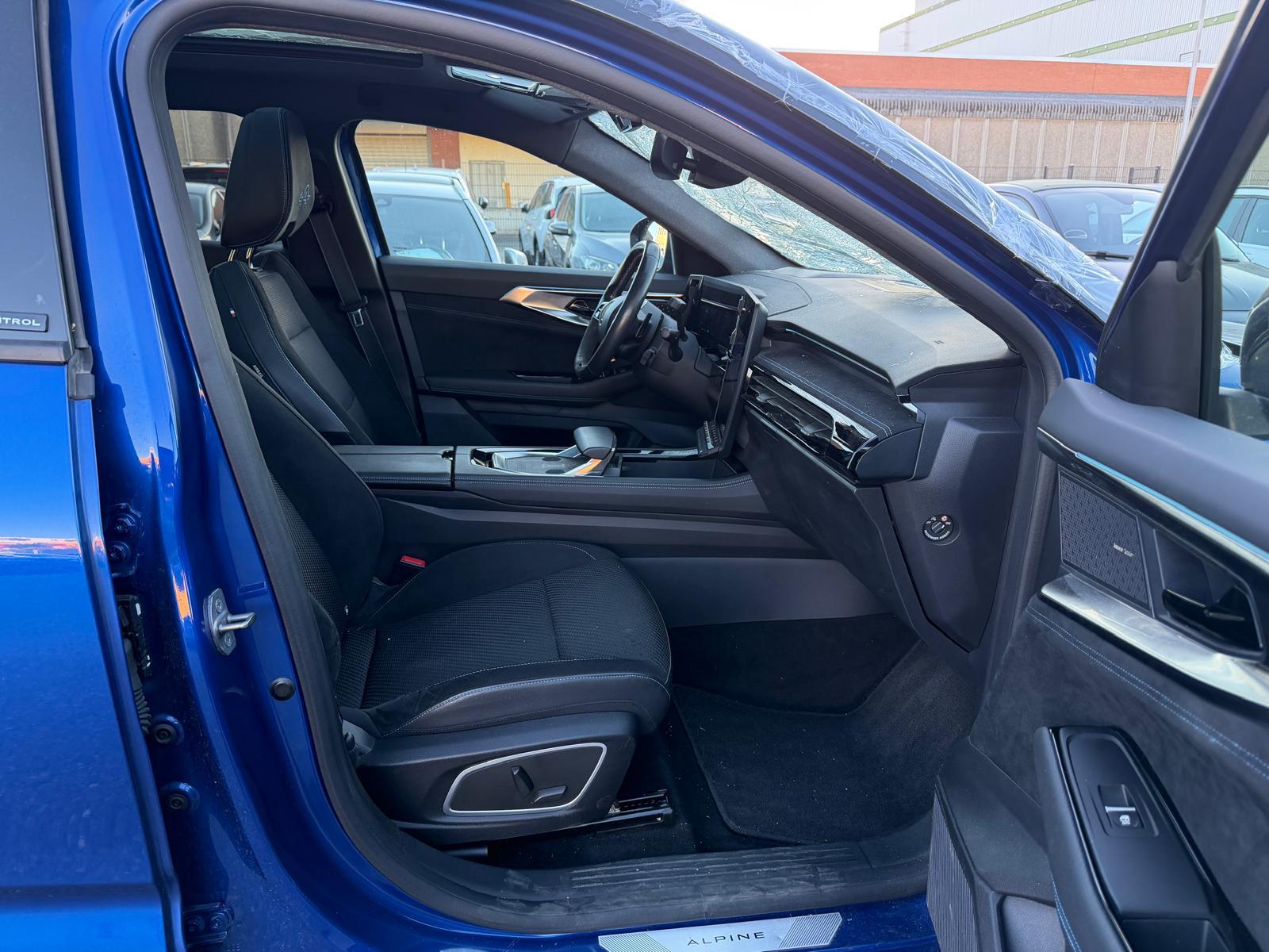 RENAULT Austral 1.2 E-Tech iconic esprit Alpine-image-9