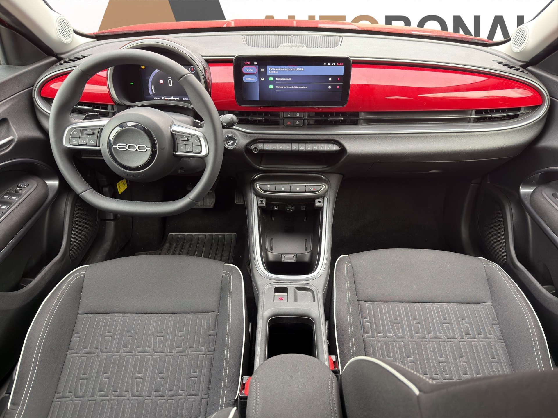 FIAT 600 1.2 Hybrid 145 Cult-image-9