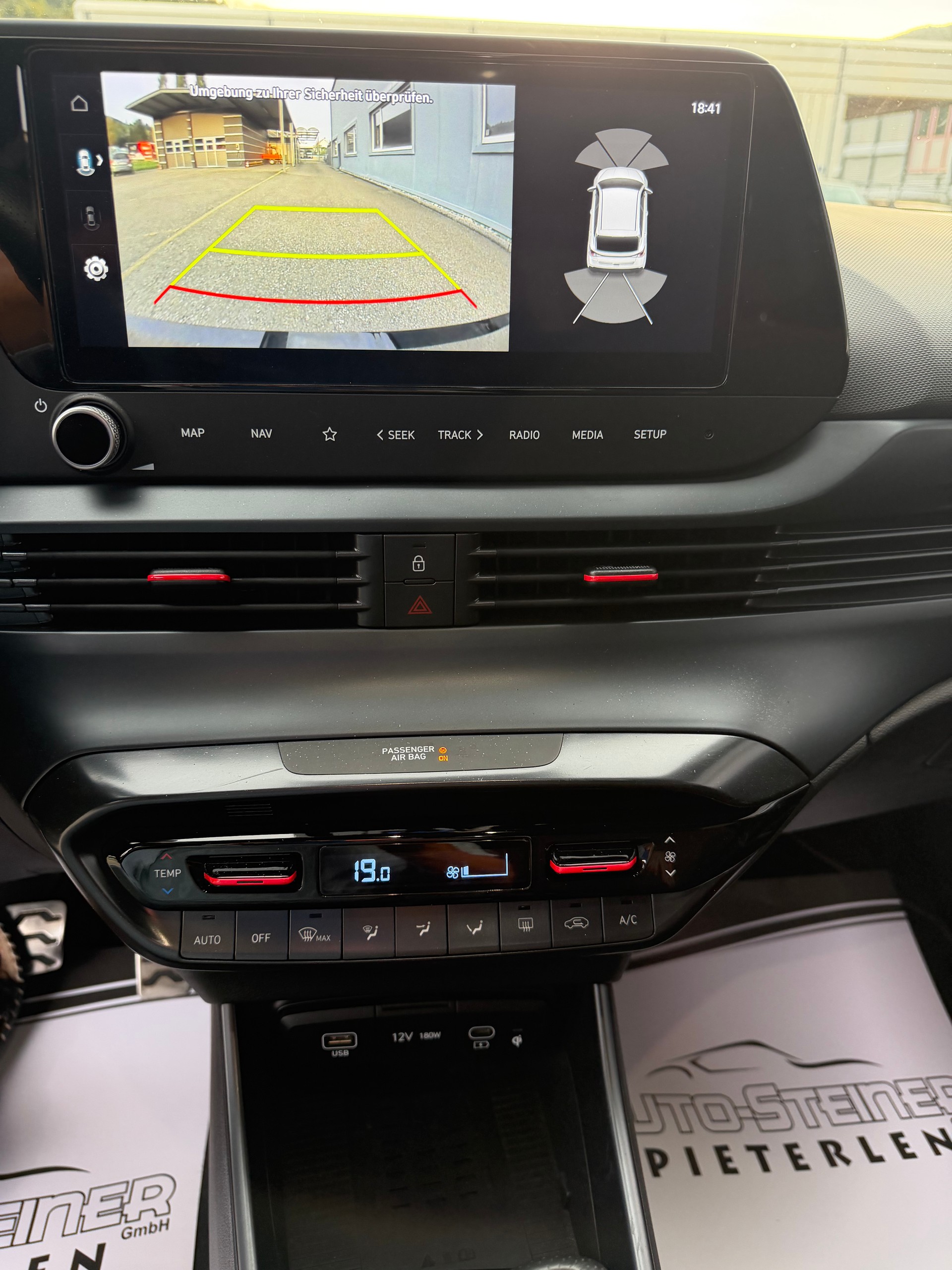 HYUNDAI SCHWARZ CH WAGEN AUTOMAT i20 1.0 T-GDi N-LINE !! DCT. AUTO HAT HAGELSCHADEN. BLACK LINE. GARANTIE 5 JAHRE !!-image-22