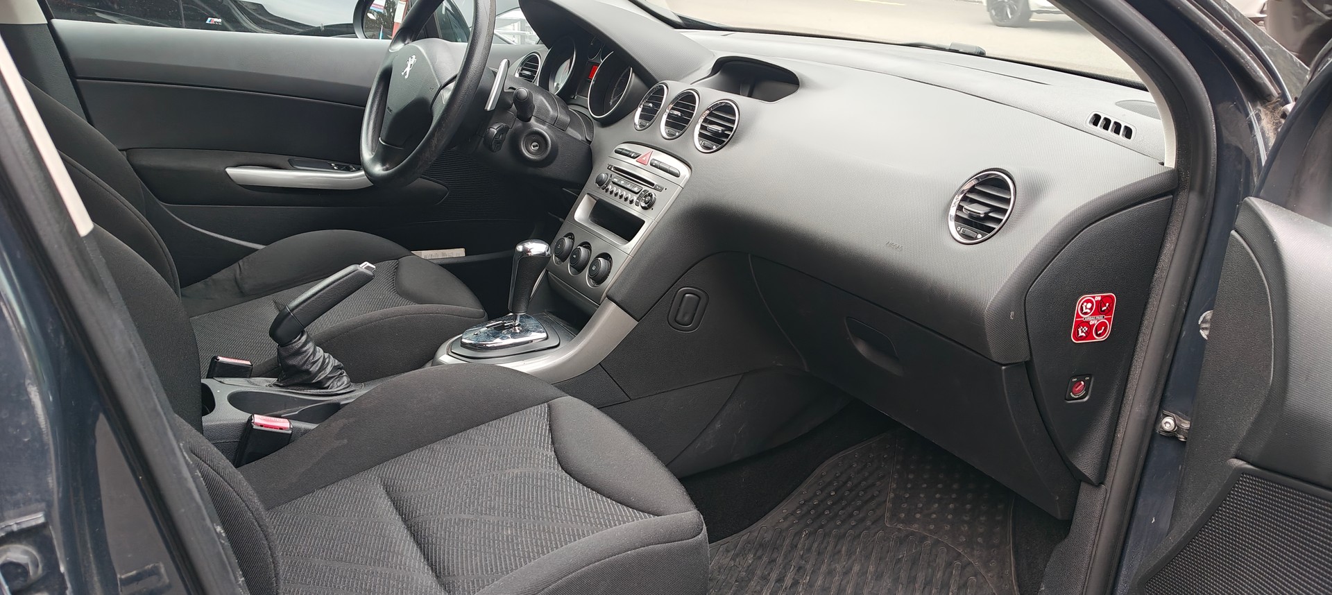 PEUGEOT 308 SW 1.6 HDI Access EGS6-image-5