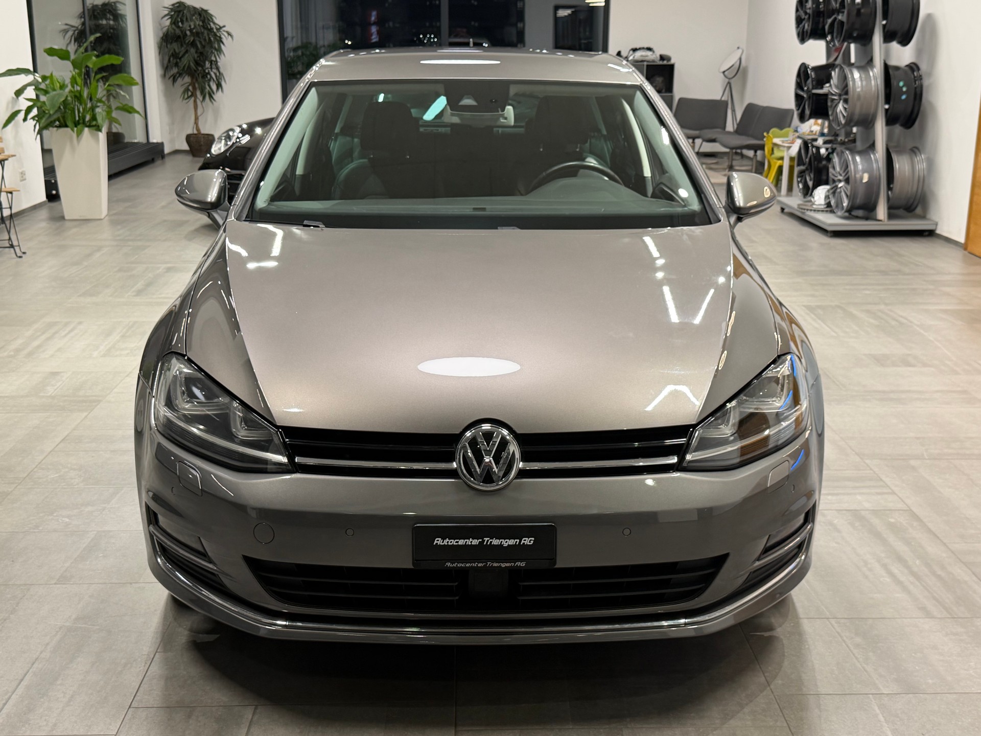 VW Golf 1.4 TSI Highline DSG-image-3