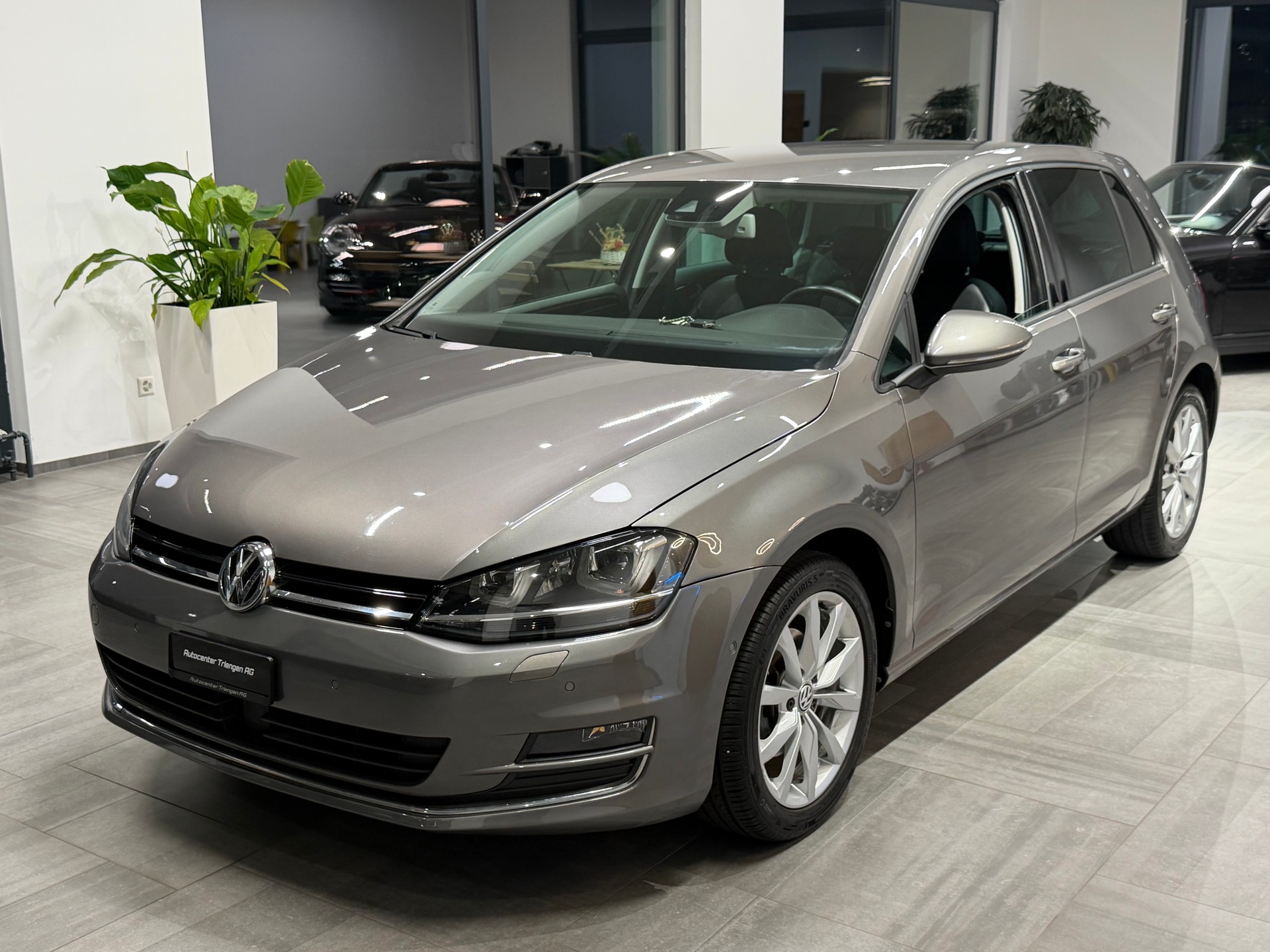 VW Golf 1.4 TSI Highline DSG-image-4