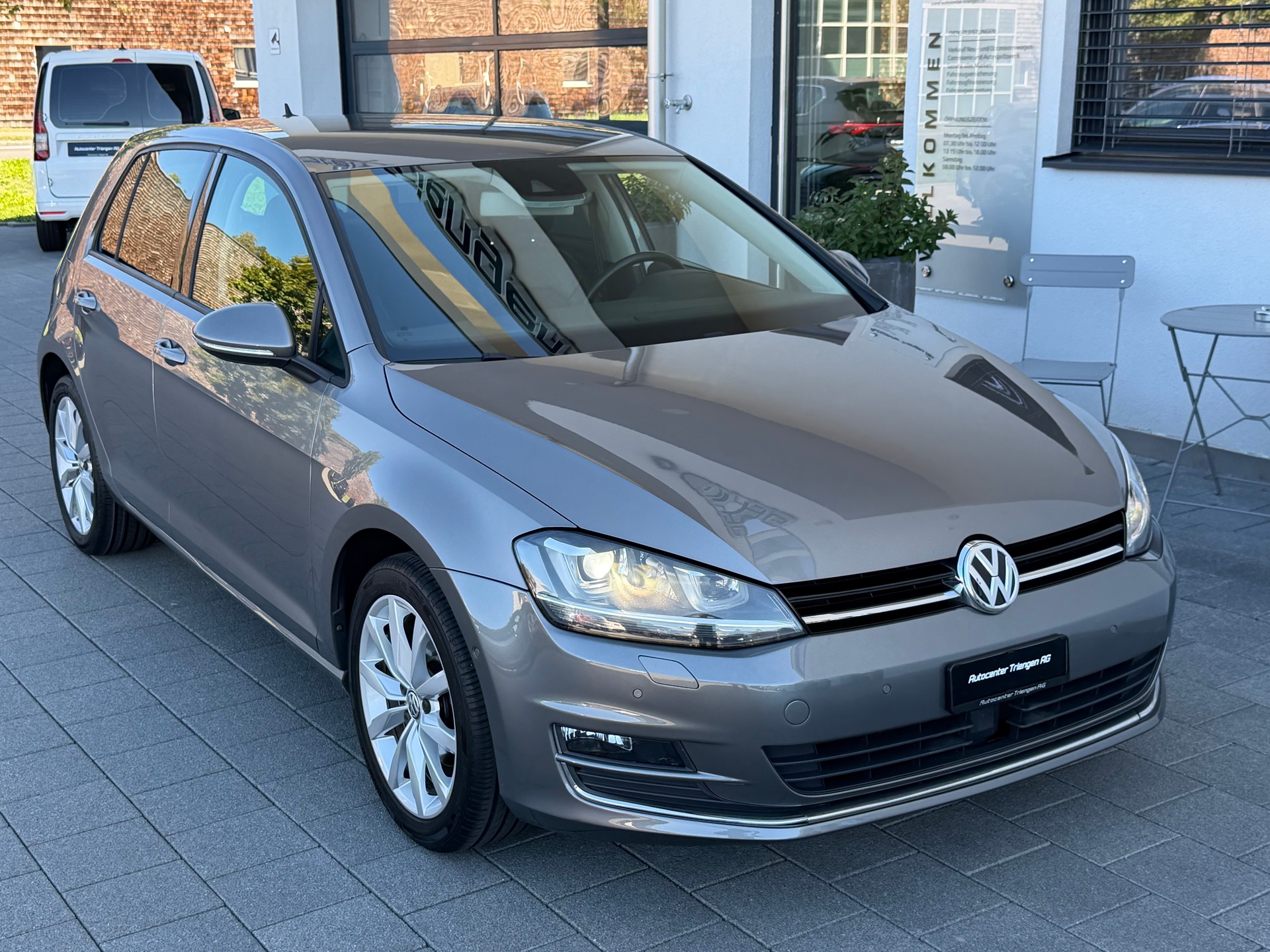VW Golf 1.4 TSI Highline DSG-image-9