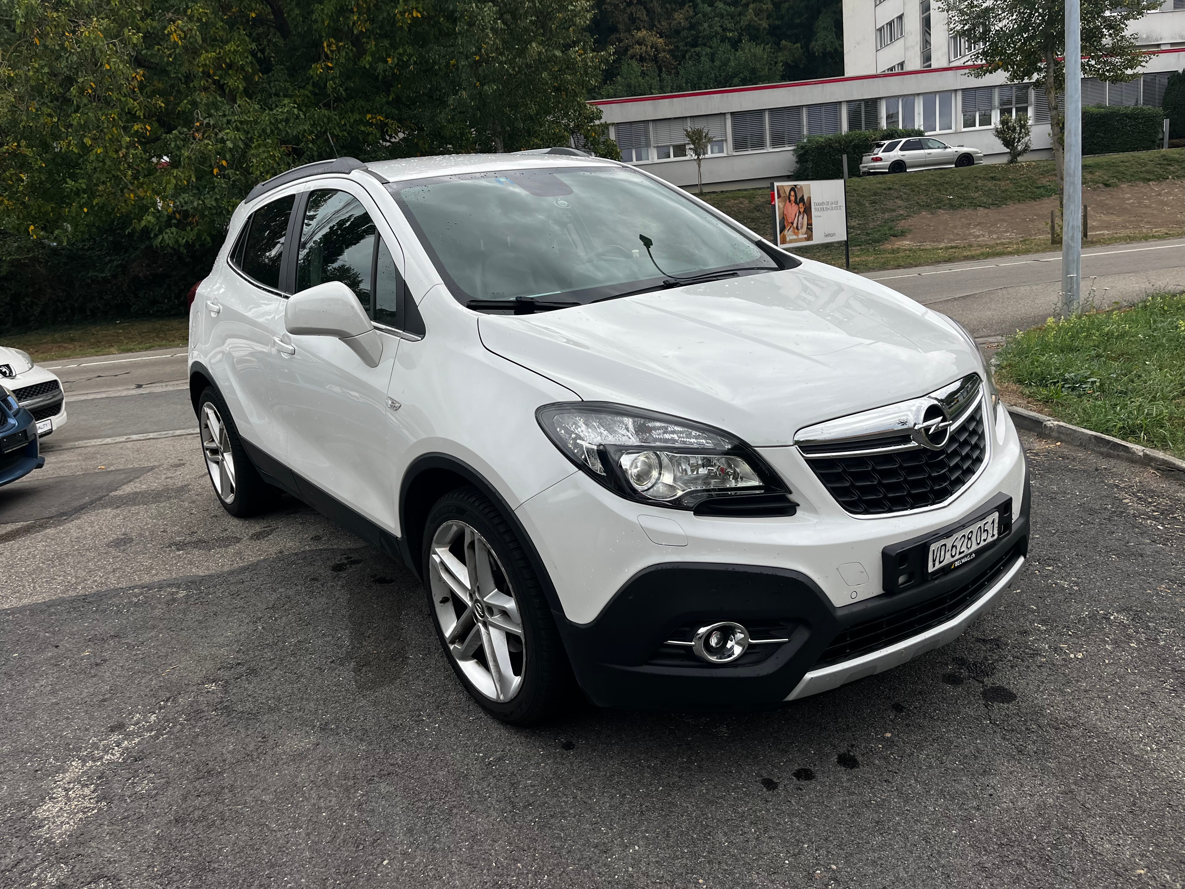 Car photo