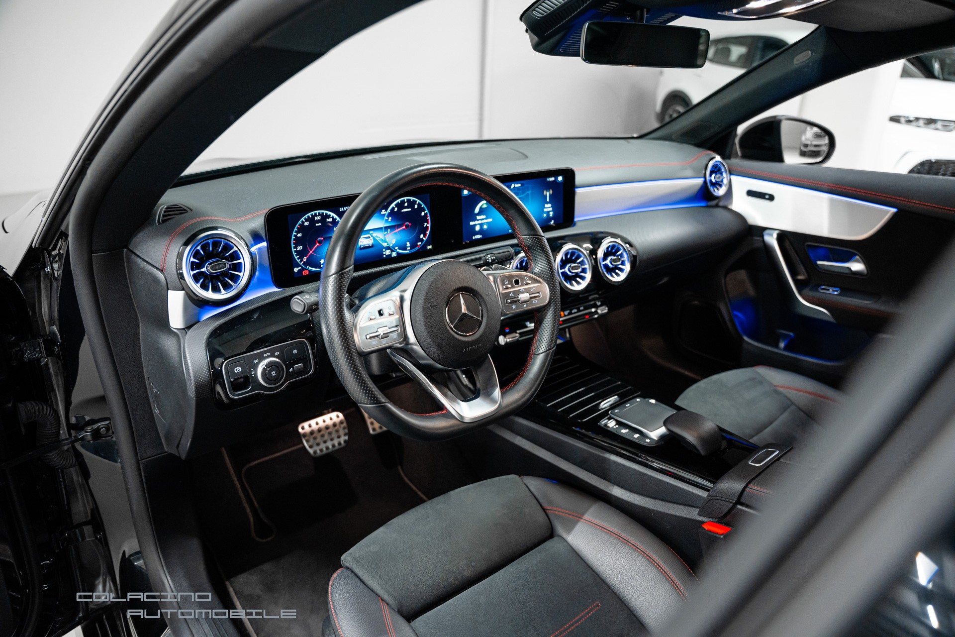 MERCEDES-BENZ CLA 200 4Matic AMG Line 8G-DCT-image-11