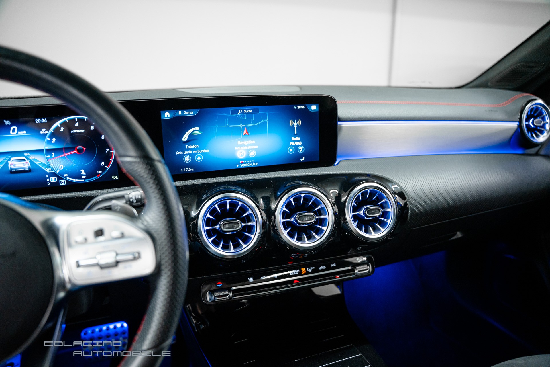 MERCEDES-BENZ CLA 200 4Matic AMG Line 8G-DCT-image-19