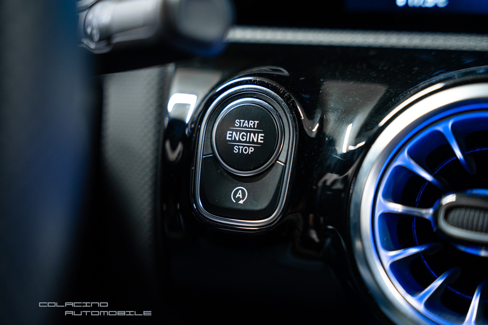 MERCEDES-BENZ CLA 200 4Matic AMG Line 8G-DCT-image-24