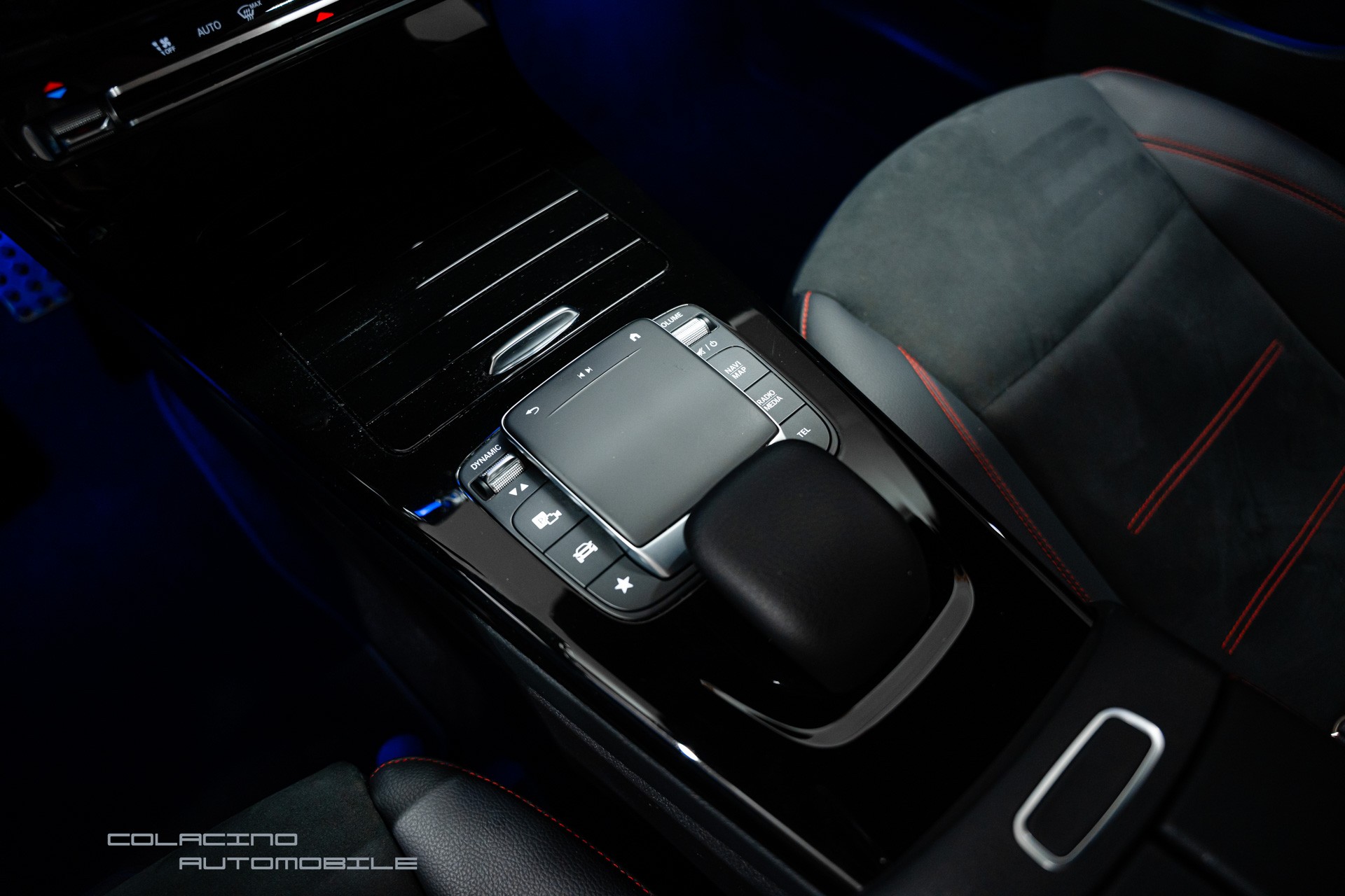 MERCEDES-BENZ CLA 200 4Matic AMG Line 8G-DCT-image-22
