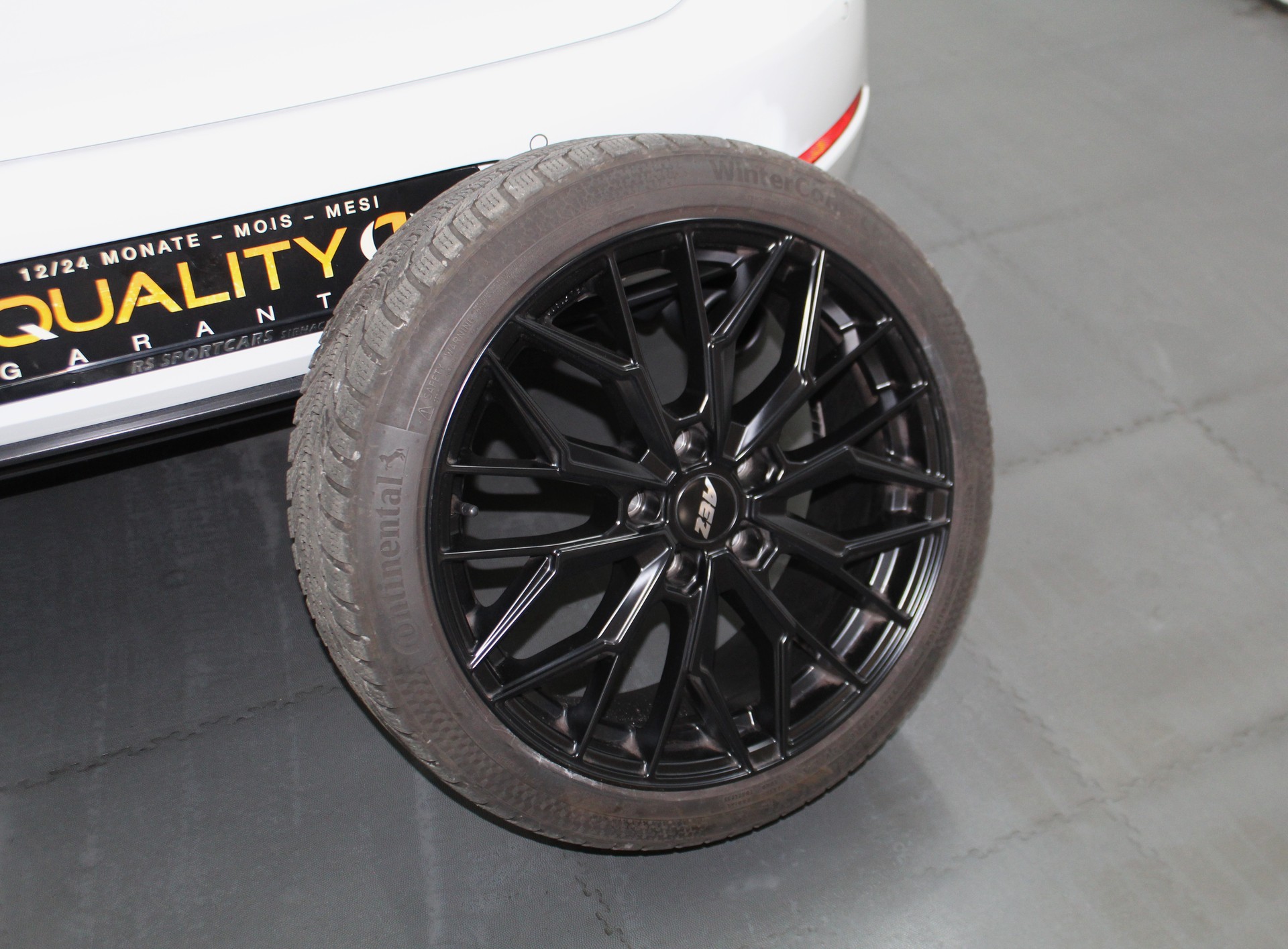 VW Golf 2.0 TSI GTI Performance DSG Black Edition 245PS / CH-Fahrzeug-image-28