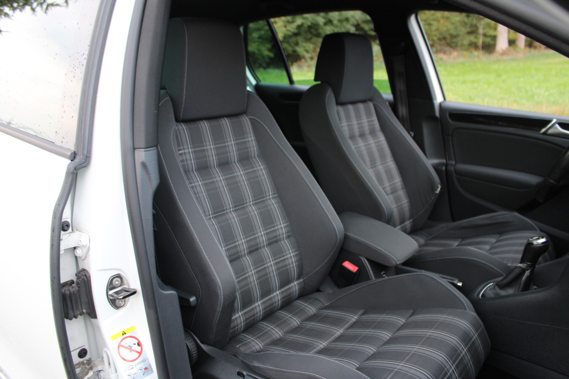 VW Golf 2.0 TDI GT-image-7