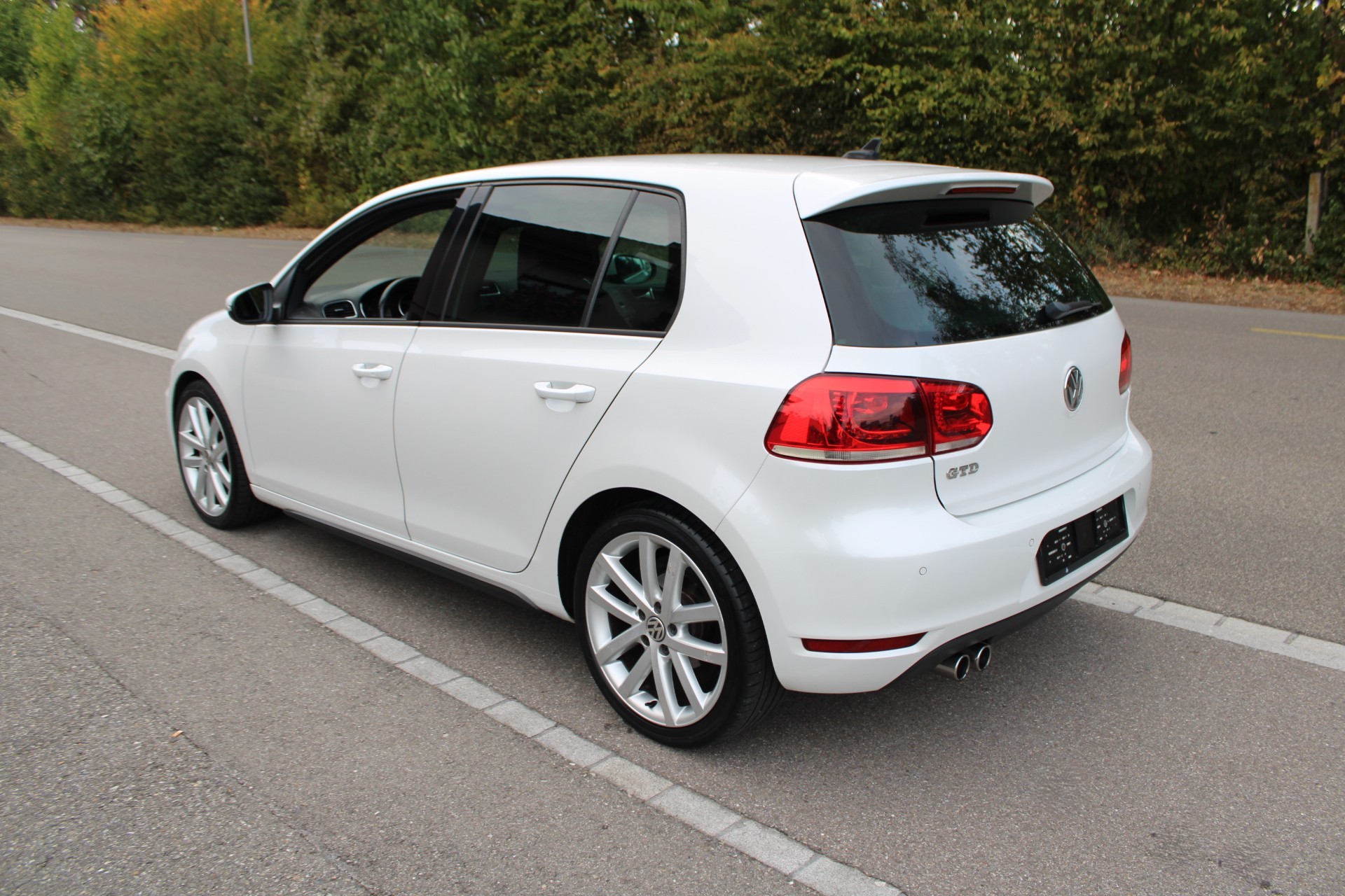 VW Golf 2.0 TDI GT-image-1