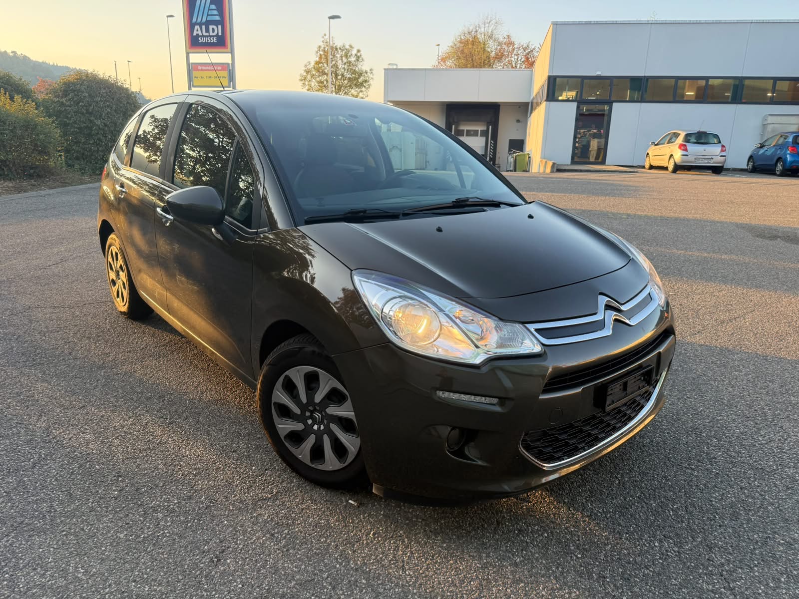 CITROEN C3 1.2i Exclusive-image-1