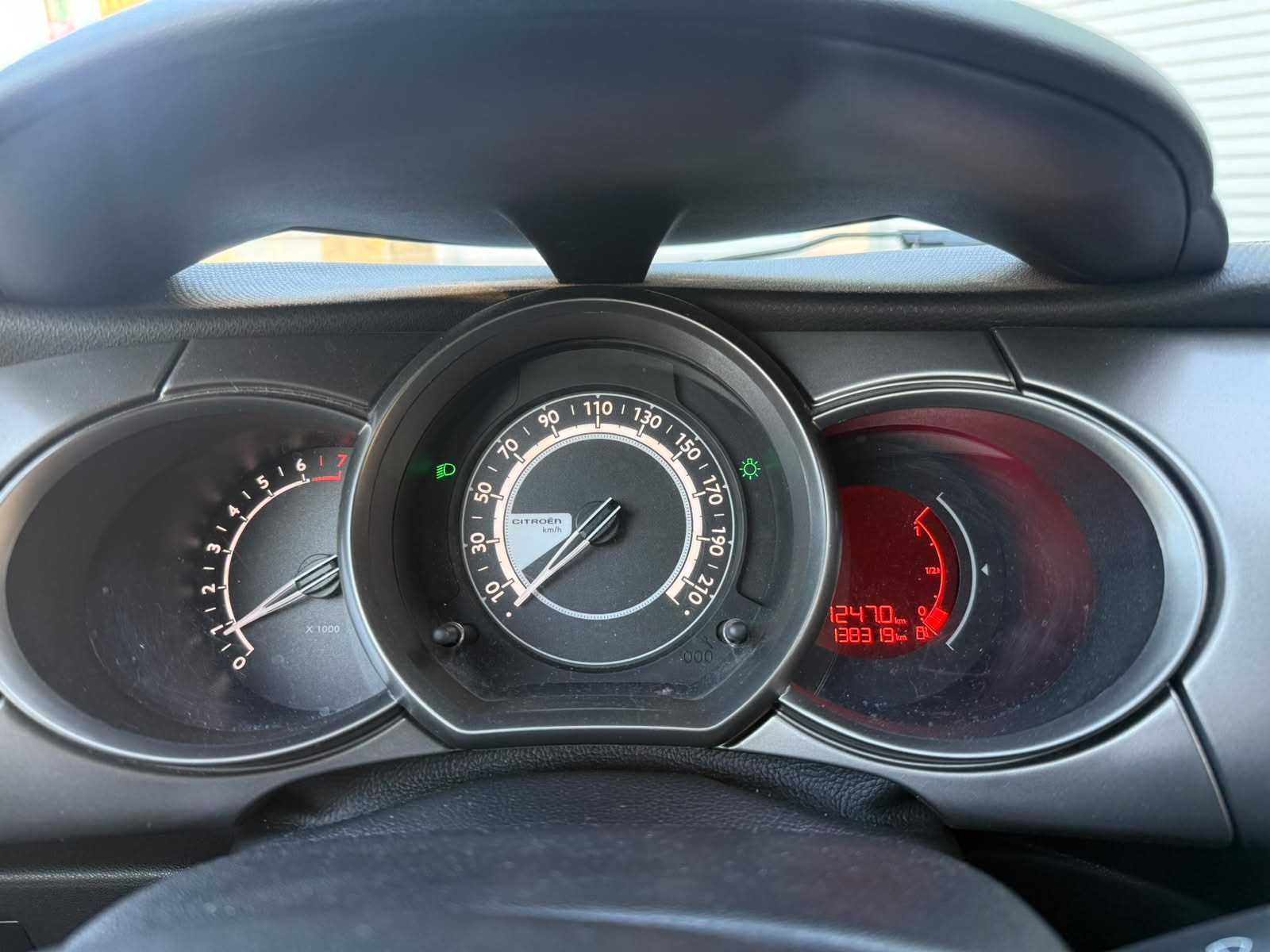 CITROEN C3 1.2i Exclusive-image-4