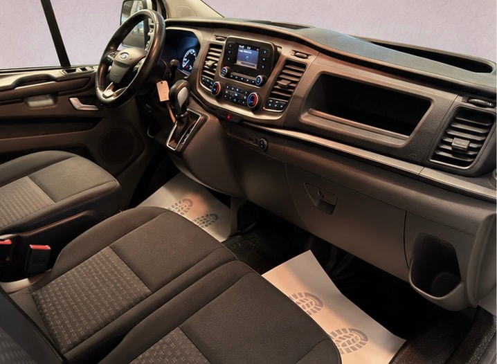 FORD Transit Custom 320 L1H1 Trend Automat-image-10