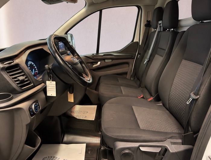 FORD Transit Custom 320 L1H1 Trend Automat-image-9