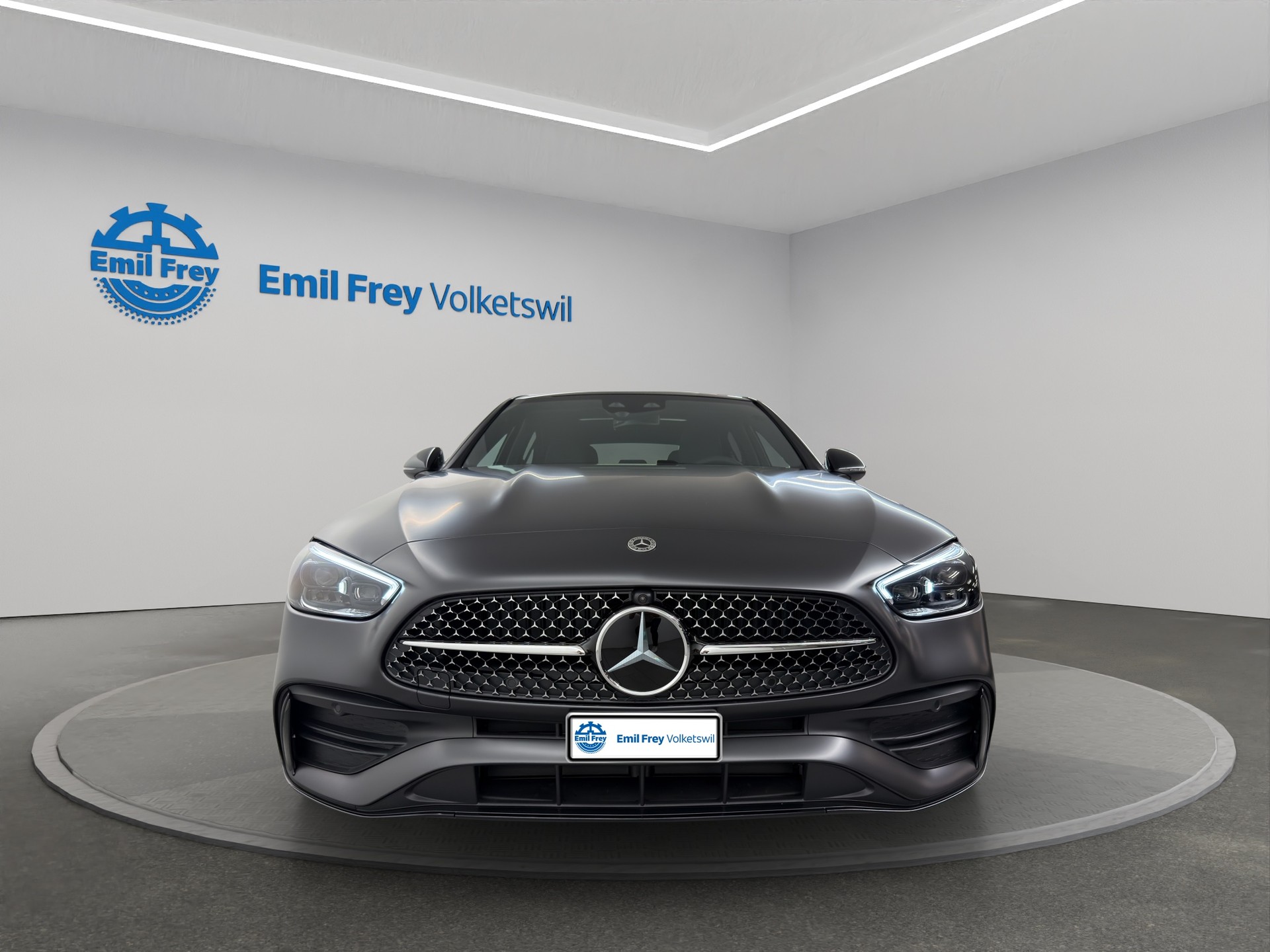 MERCEDES-BENZ C 220 d Swiss Star AMG Line 4matic-image-4