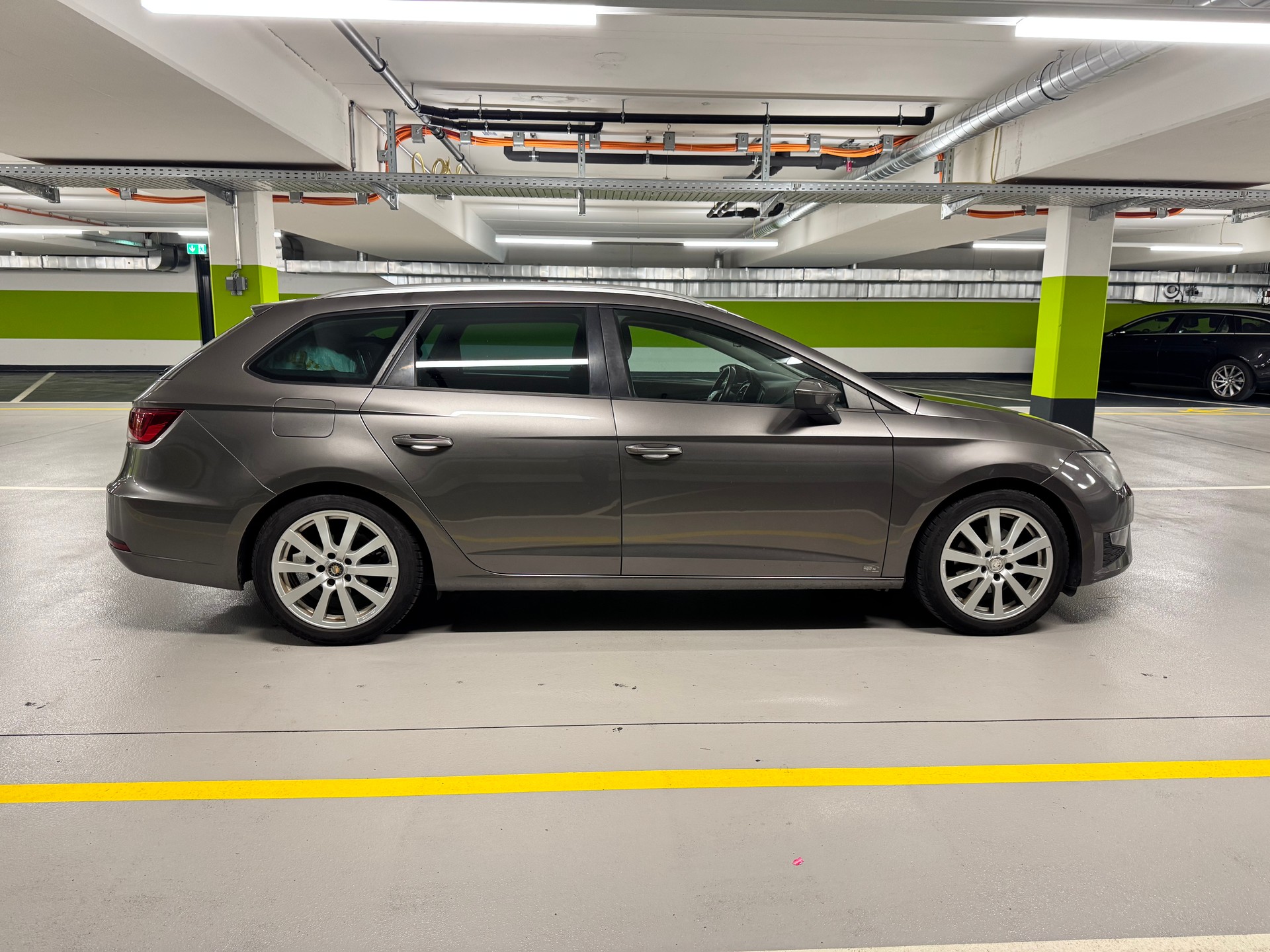 SEAT Leon ST 1.4 TSI Style-image-3