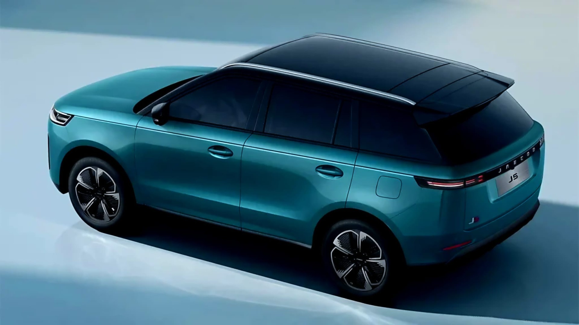 JAECOO 5 60,9 kWh Exclusive-image-1