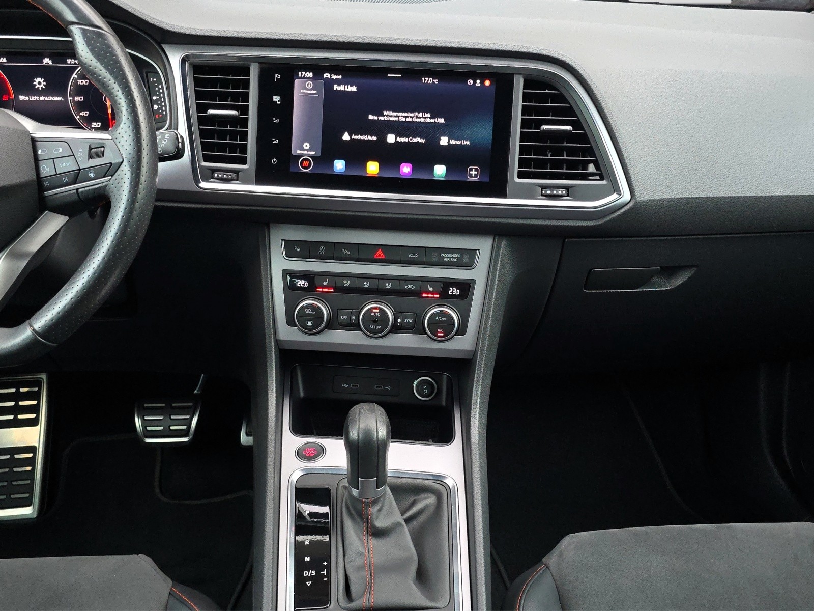 SEAT Ateca 1.5 TSI EVO DSG FR mit AHK-image-11