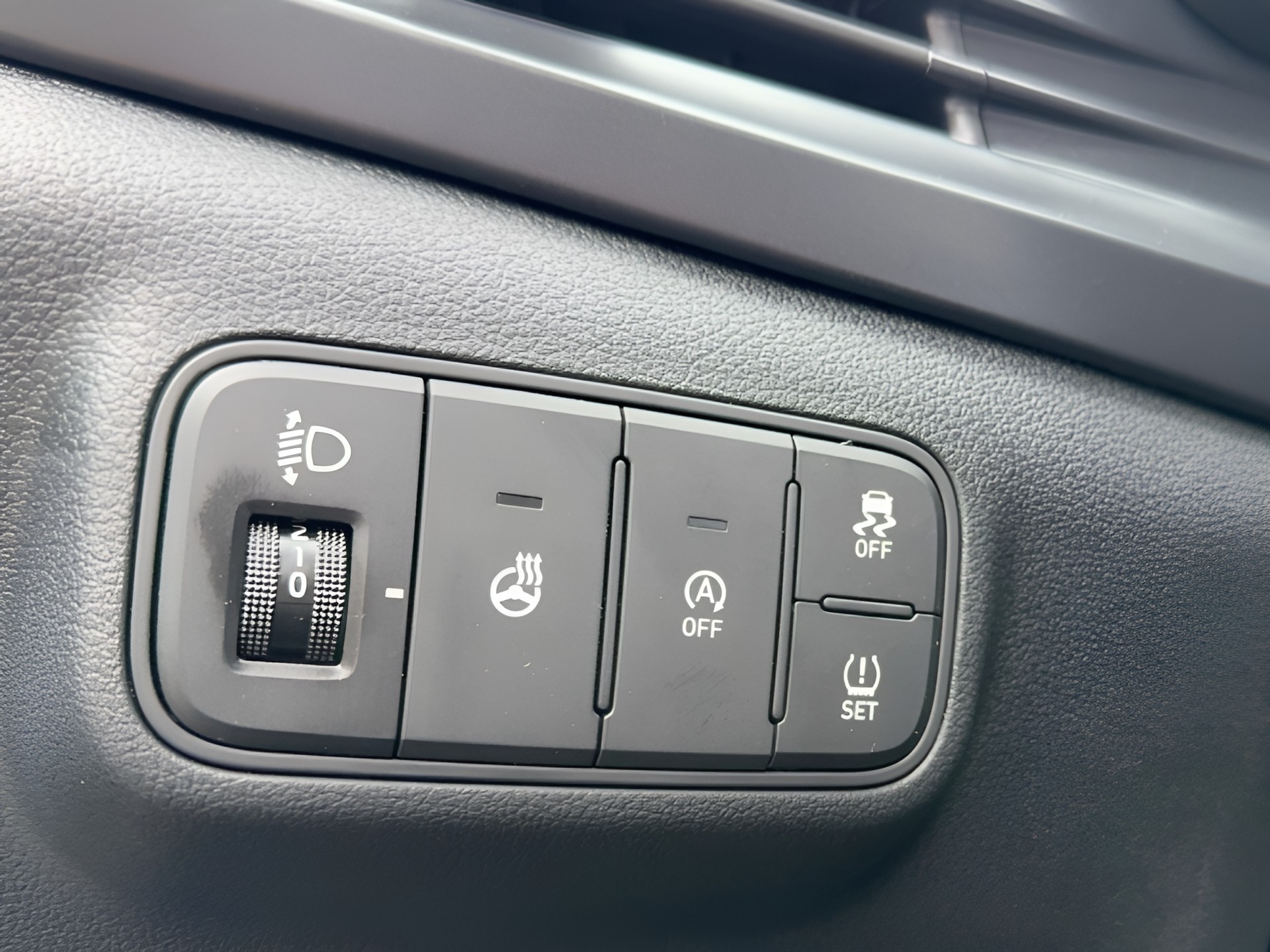 HYUNDAI i20 1.0 T-GDi Amplia GO! DCT-image-16