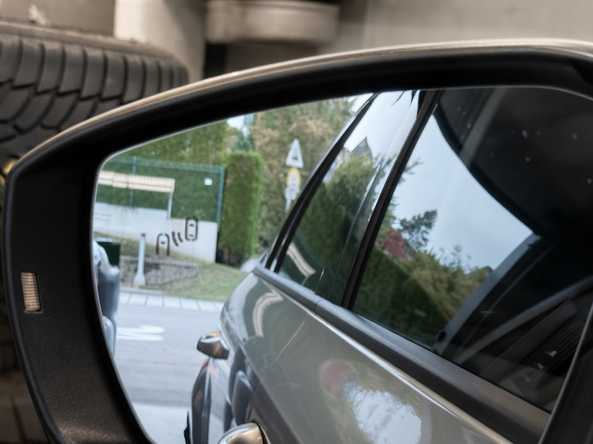 SKODA Octavia Combi 2.0 TSI Soleil 4x4 DSG-image-44
