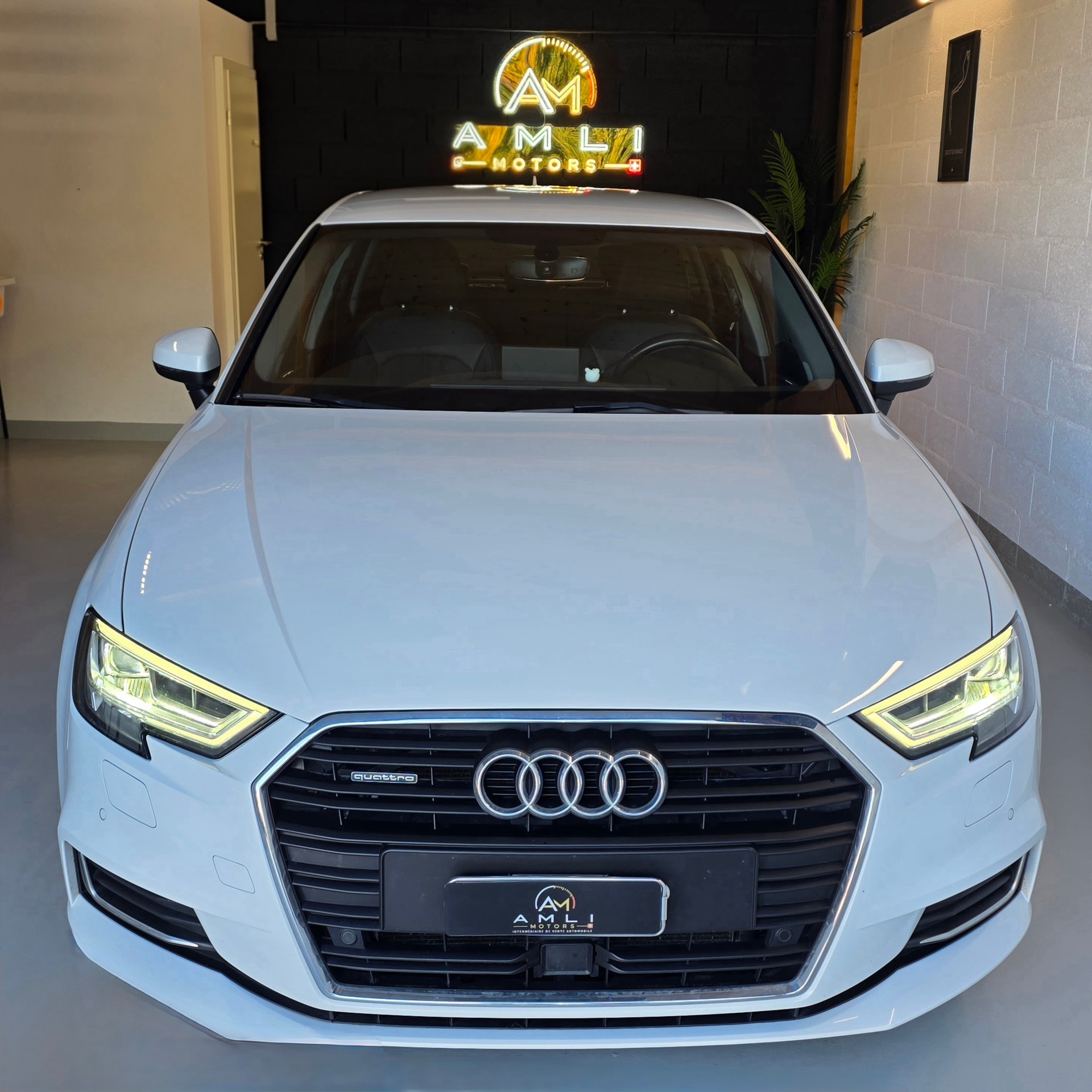 AUDI A3 Sportback 2.0 TFSI Sport quattro S-tronic-image-8