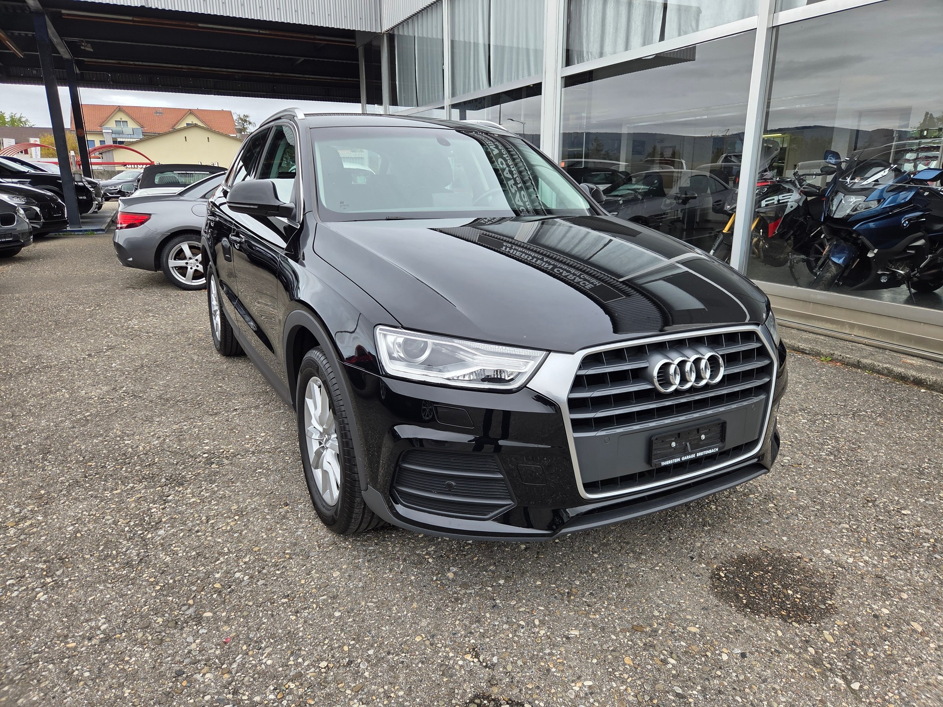 AUDI Q3 1.4 TFSI S-tronic-image-1