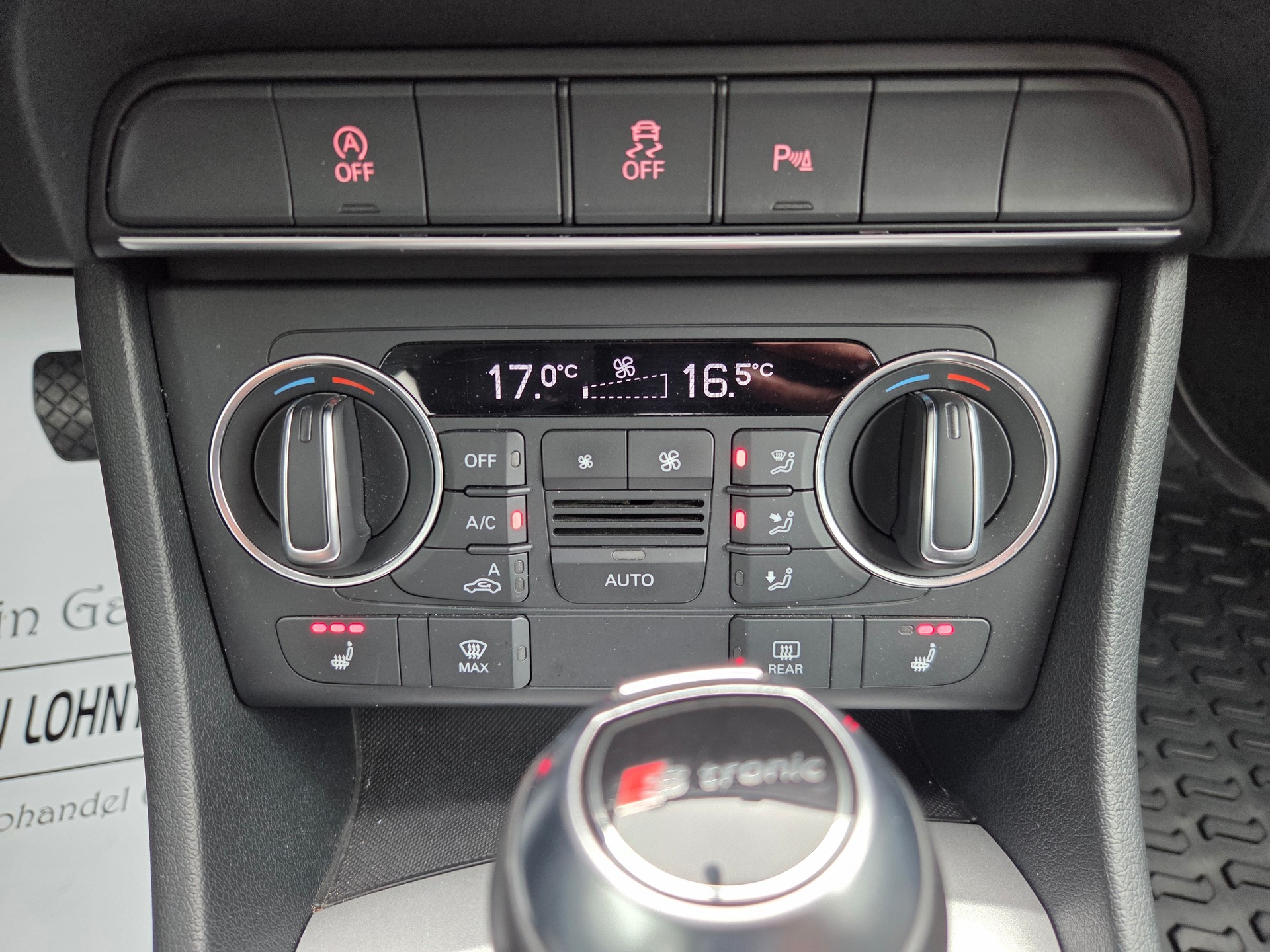 AUDI Q3 1.4 TFSI S-tronic-image-19