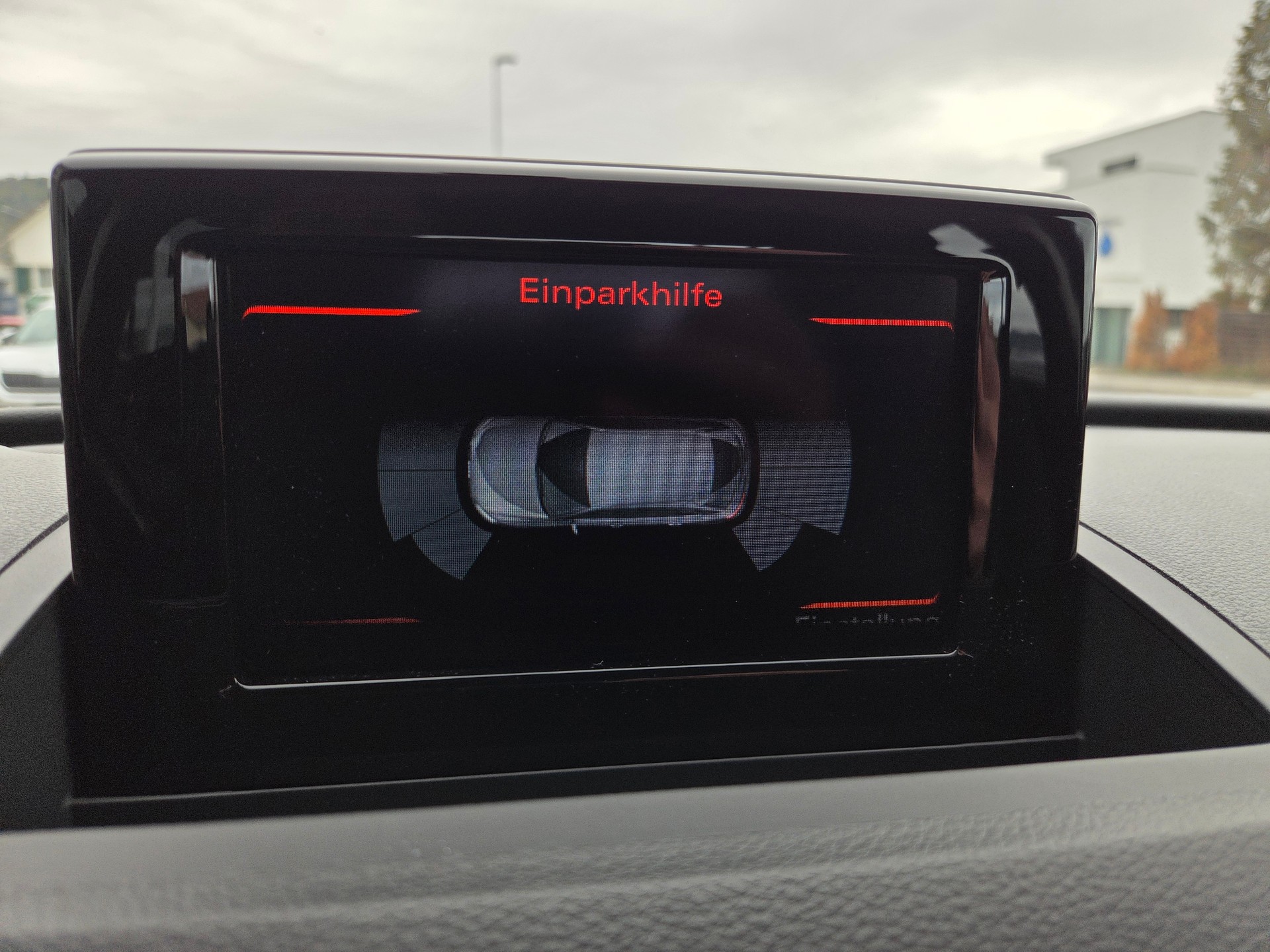 AUDI Q3 1.4 TFSI S-tronic-image-22