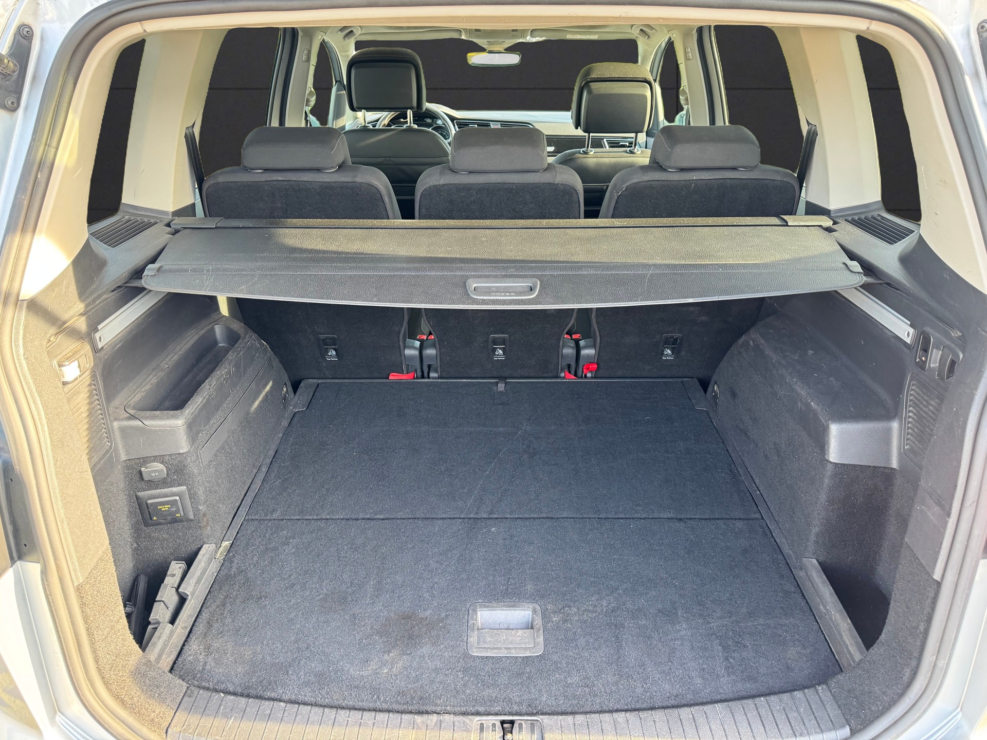 VW Touran 2.0 TDI BlueMotion Technology Comfortline DSG-image-8