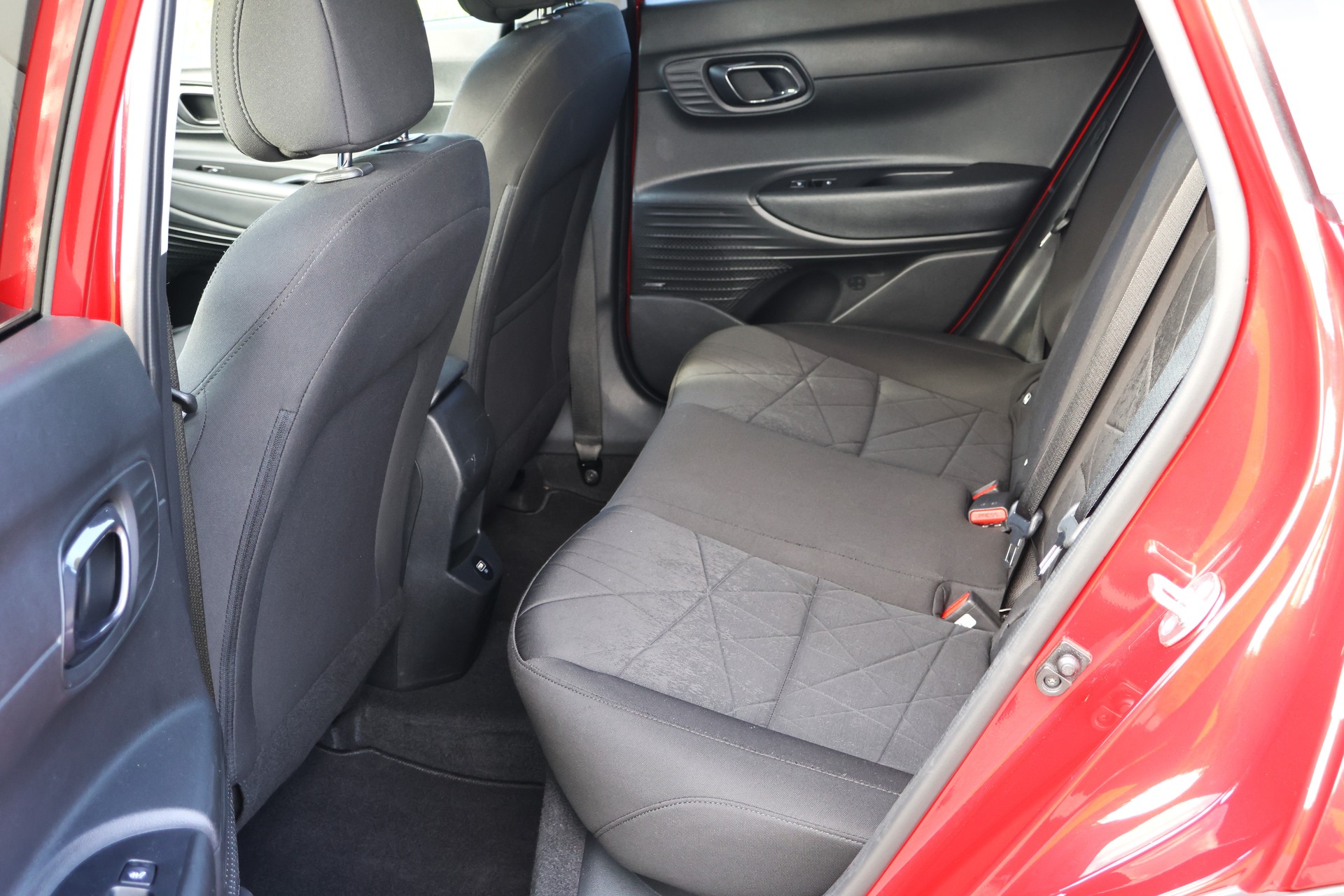 HYUNDAI Bayon 1.0 T 48V MH Vertex DCT-image-15
