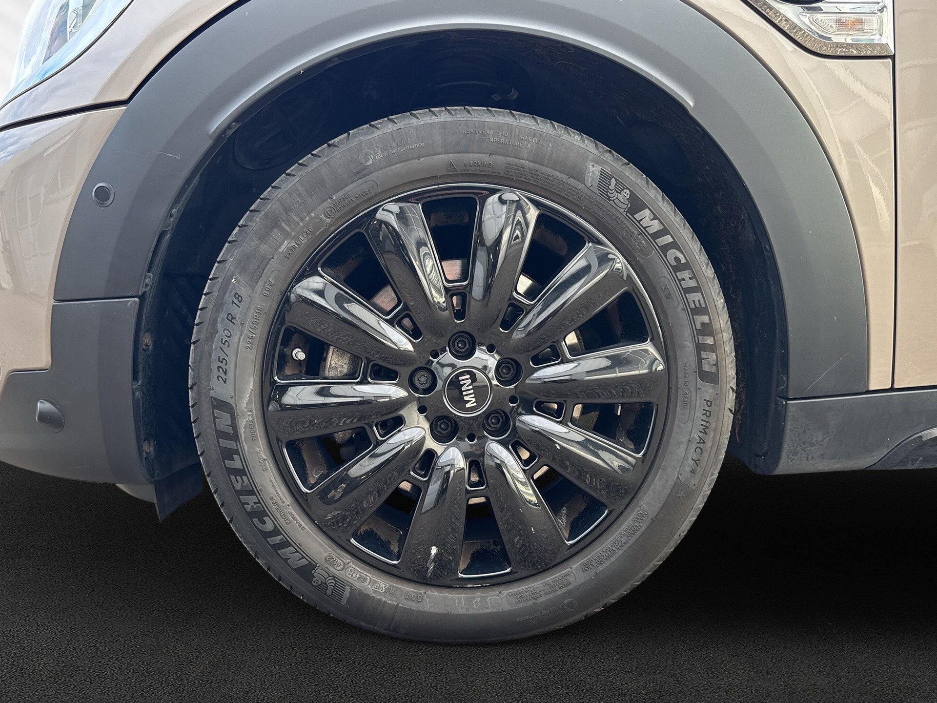 MINI Countryman Cooper SE ALL4 PHEV Steptronic-image-8